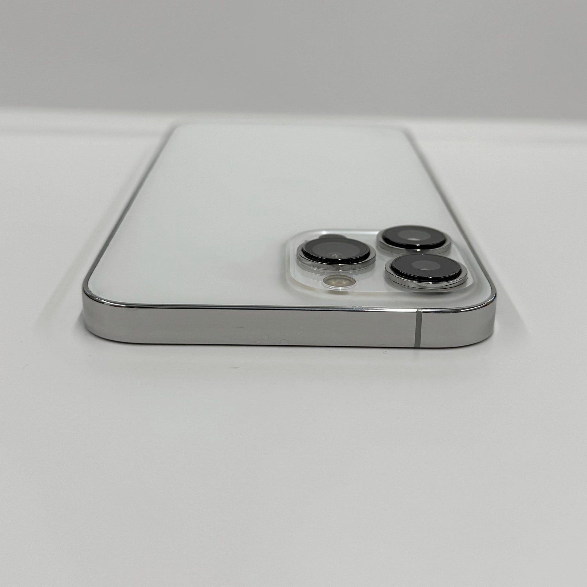 iPhone 13 Pro Max 256GB Silver T8080 - trade.com.au