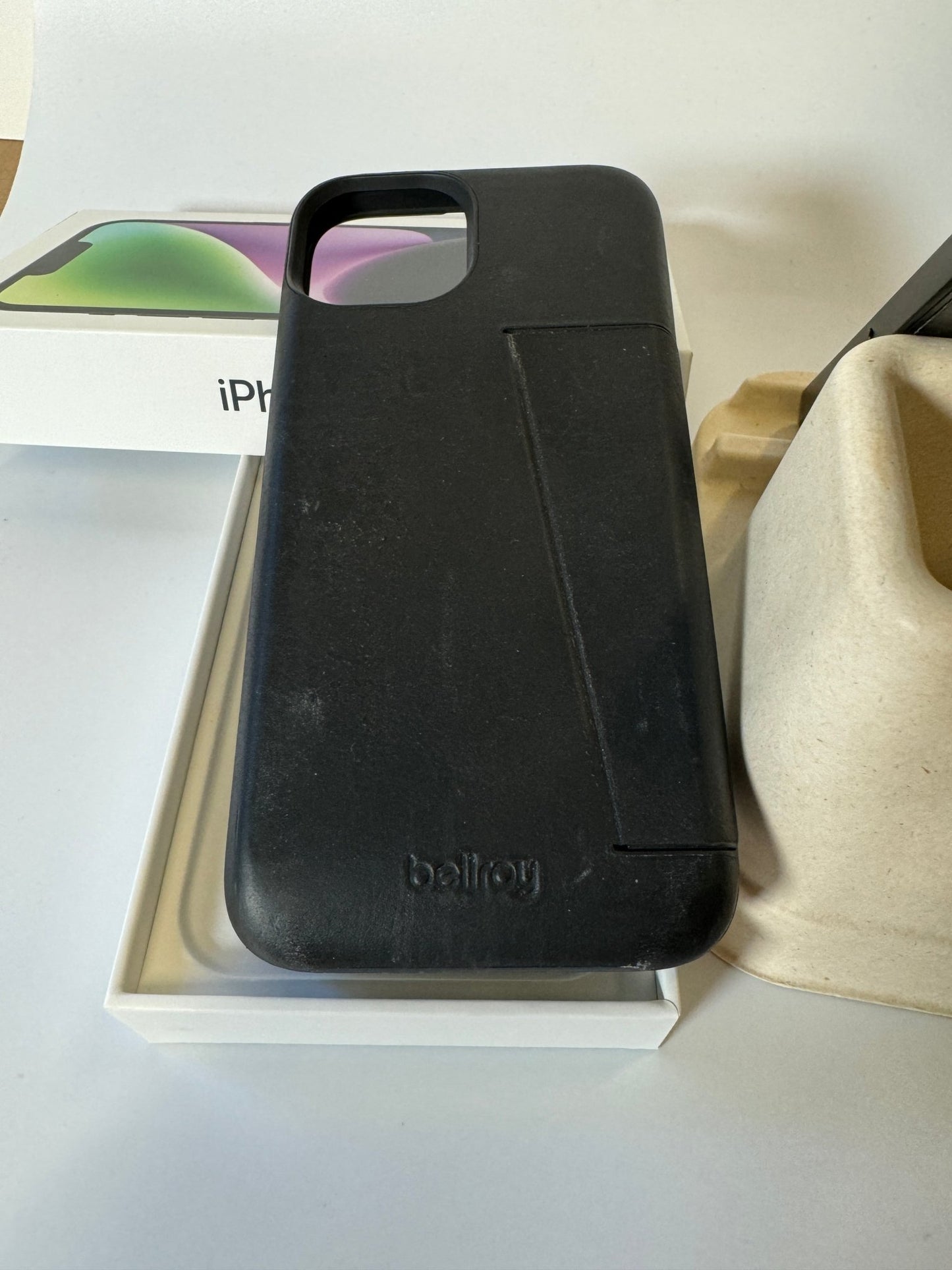 iPhone 14 - trade.com.au