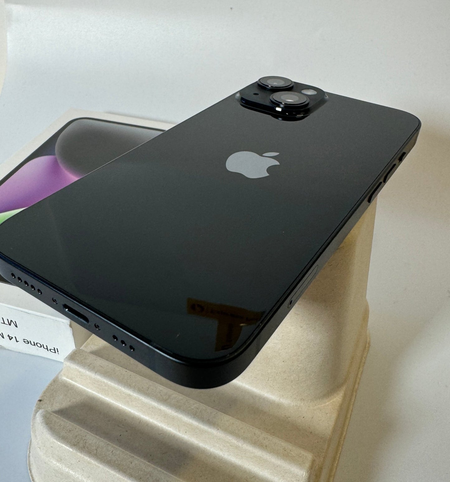 iPhone 14 - trade.com.au