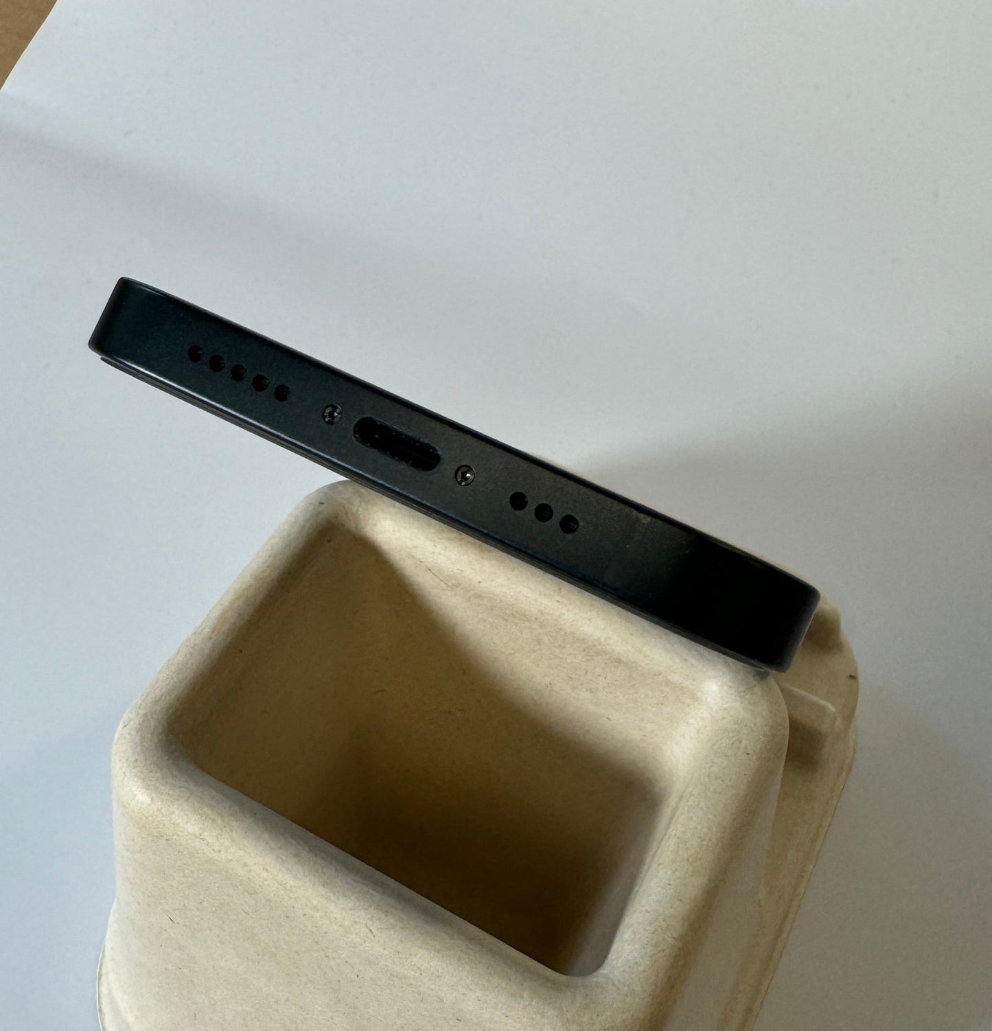 iPhone 14 - trade.com.au