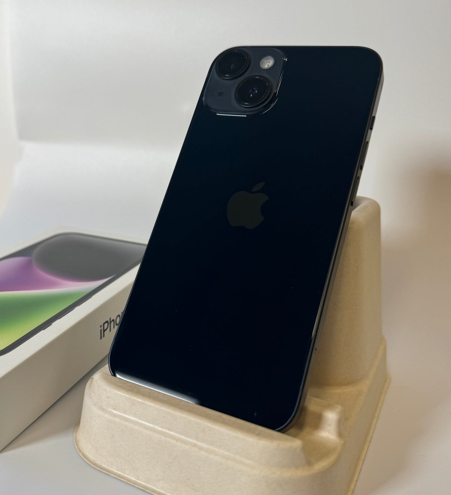 iPhone 14 - trade.com.au