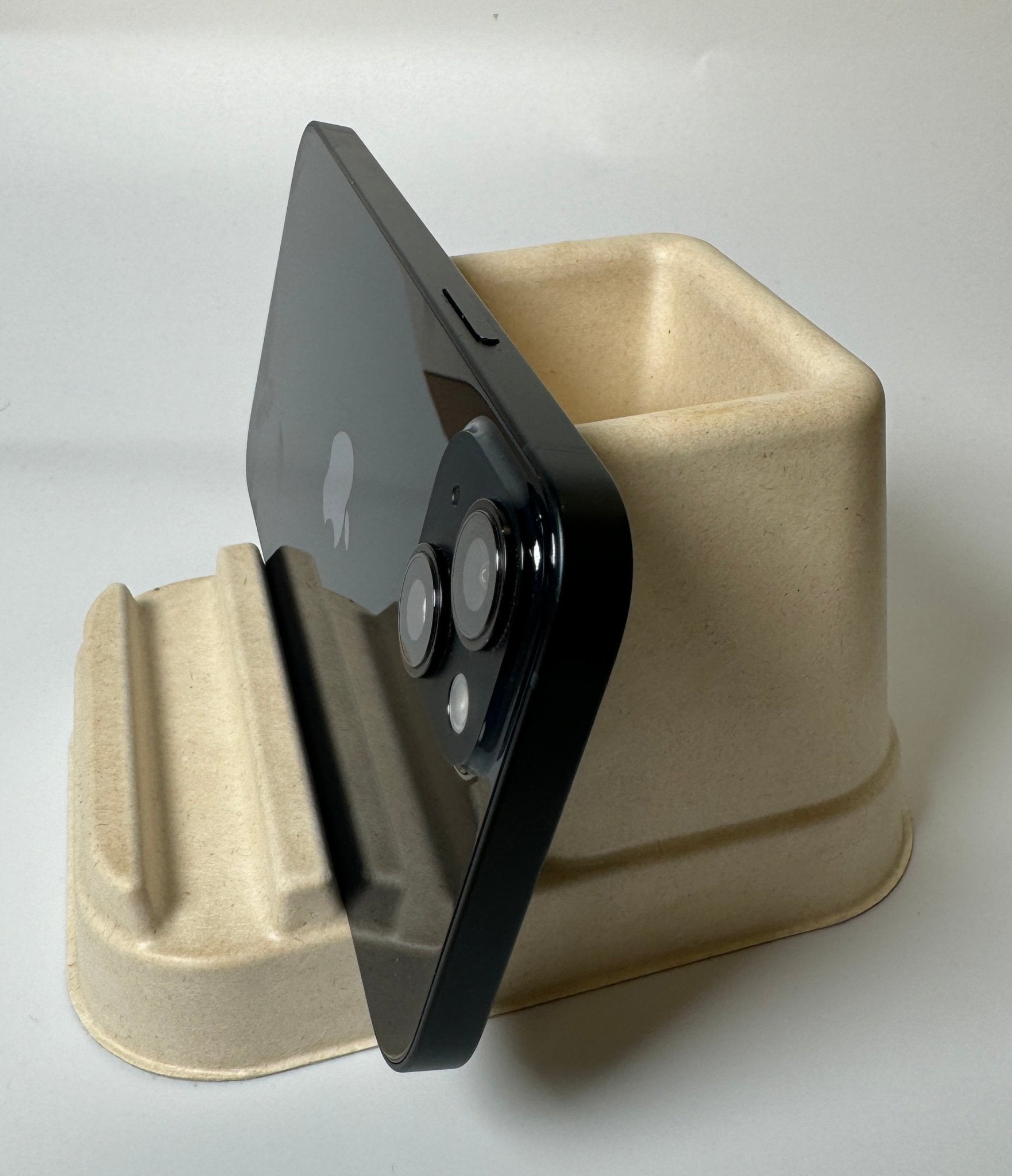 iPhone 14 Plus - trade.com.au