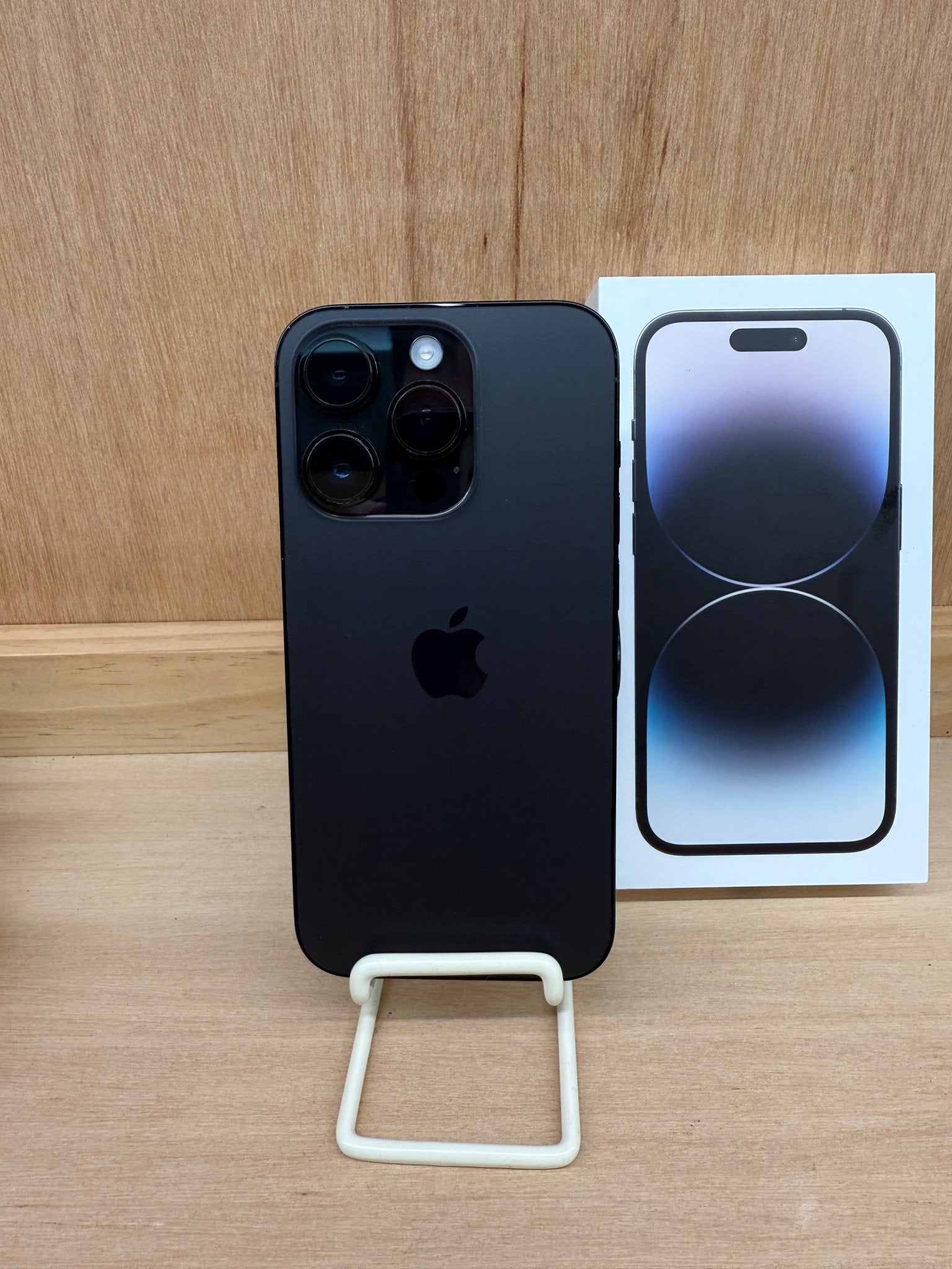 iPhone 14 Pro - trade.com.au