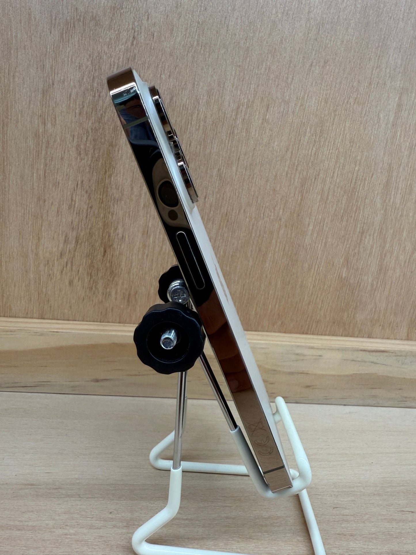 iPhone 14 Pro - trade.com.au