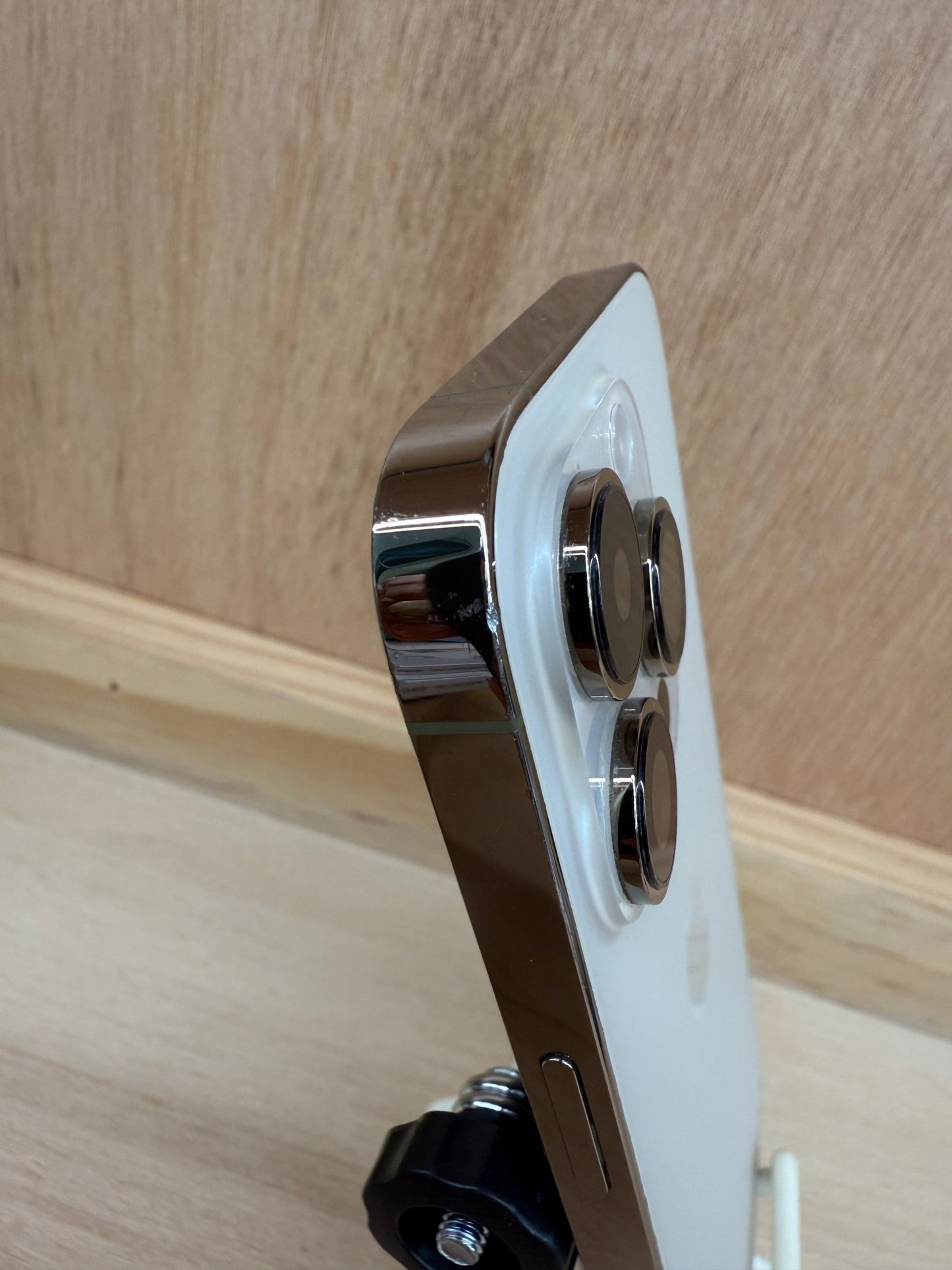 iPhone 14 Pro - trade.com.au