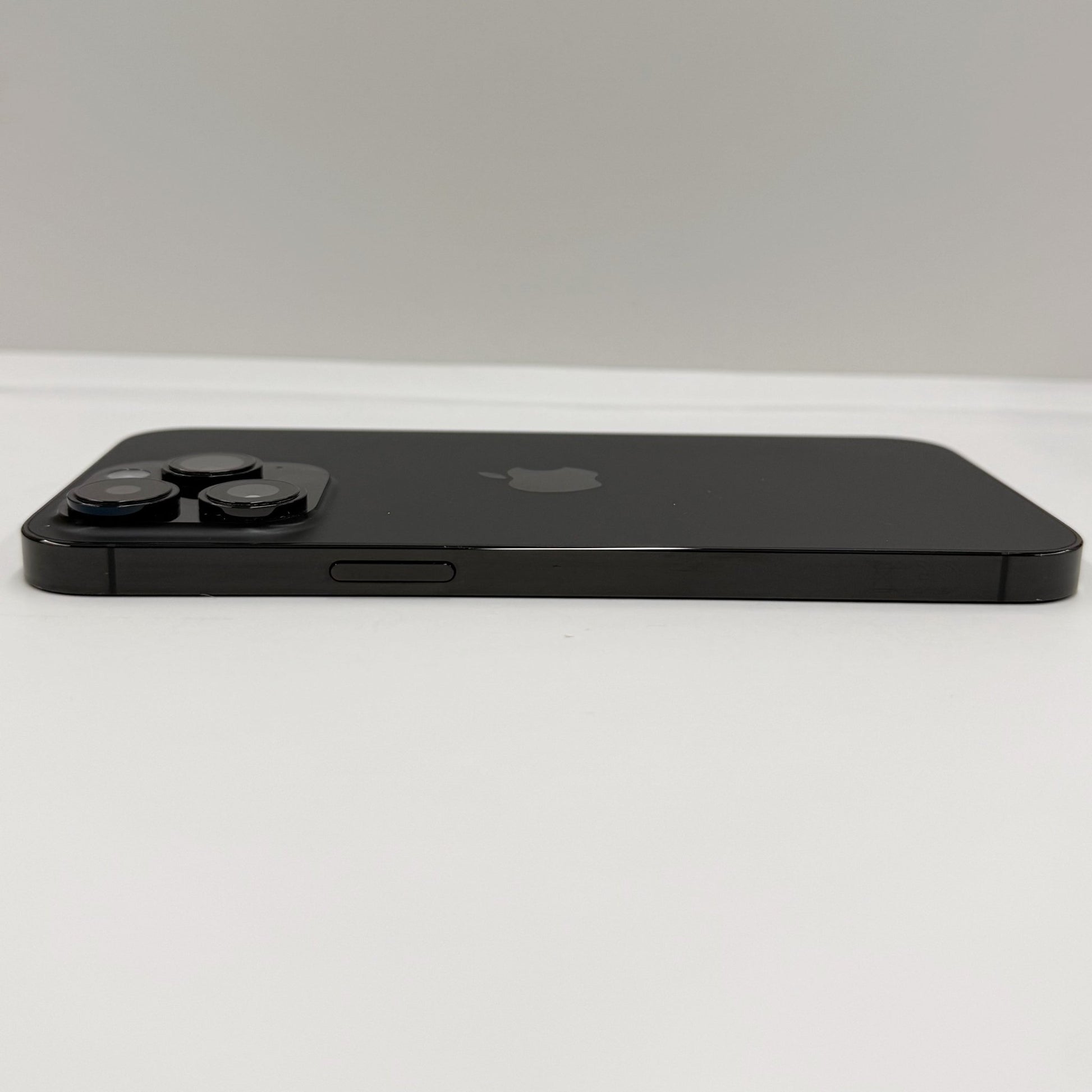 iPhone 14 Pro Max 128GB Space Black T8076 - trade.com.au