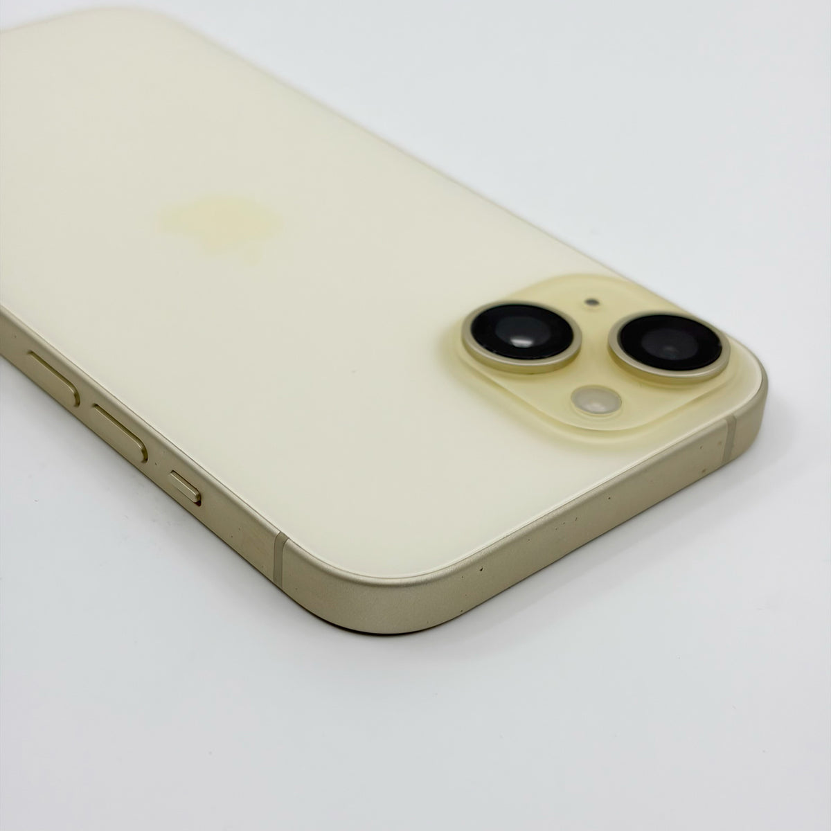 iPhone 15 128GB Yellow B Grade 85% Battery T8881