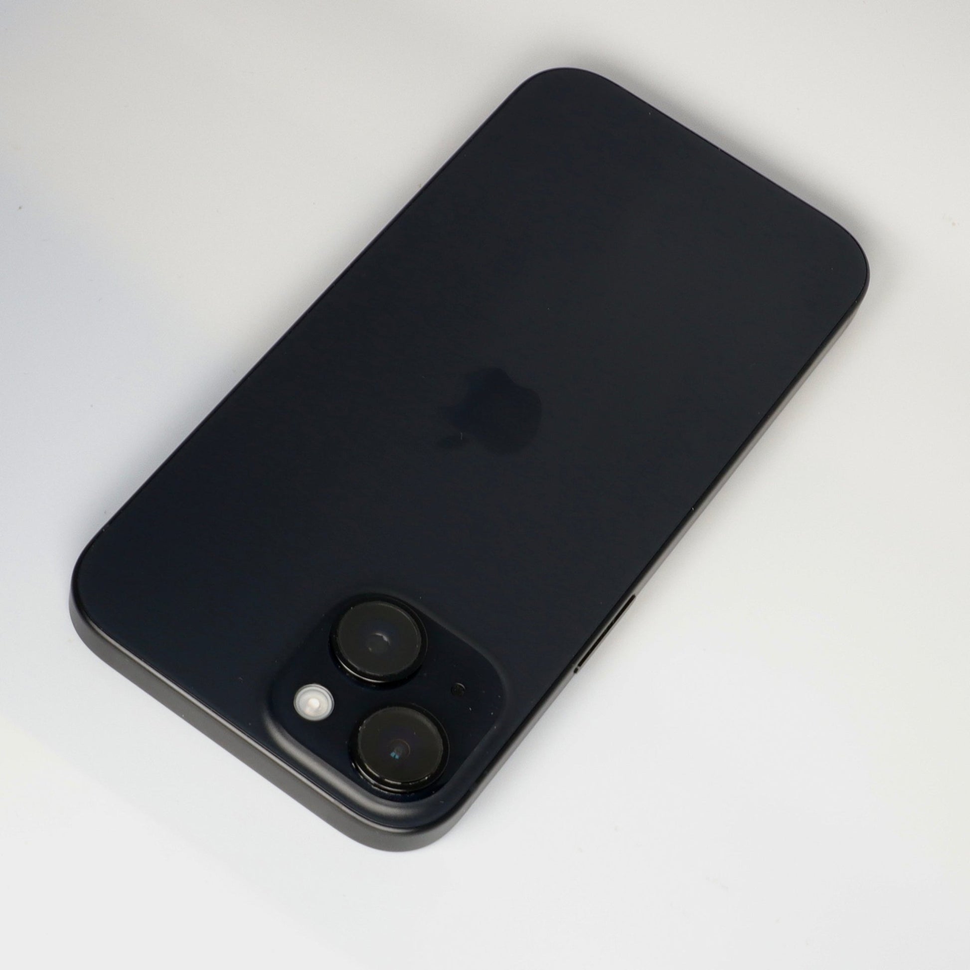 iPhone 15 - trade.com.au