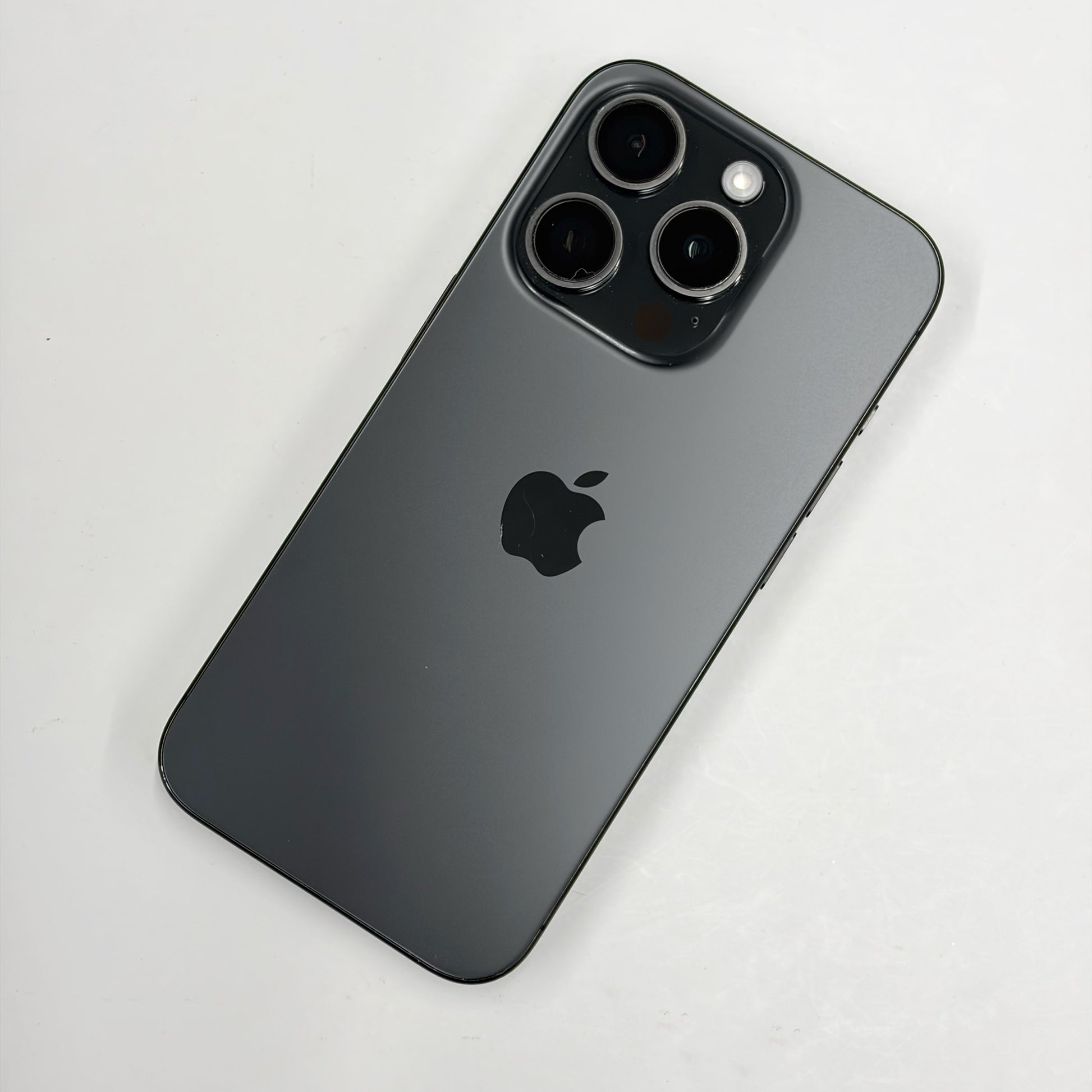 iPhone 15 Pro 128GB Black Titanium A Grade 100% Battery T8895