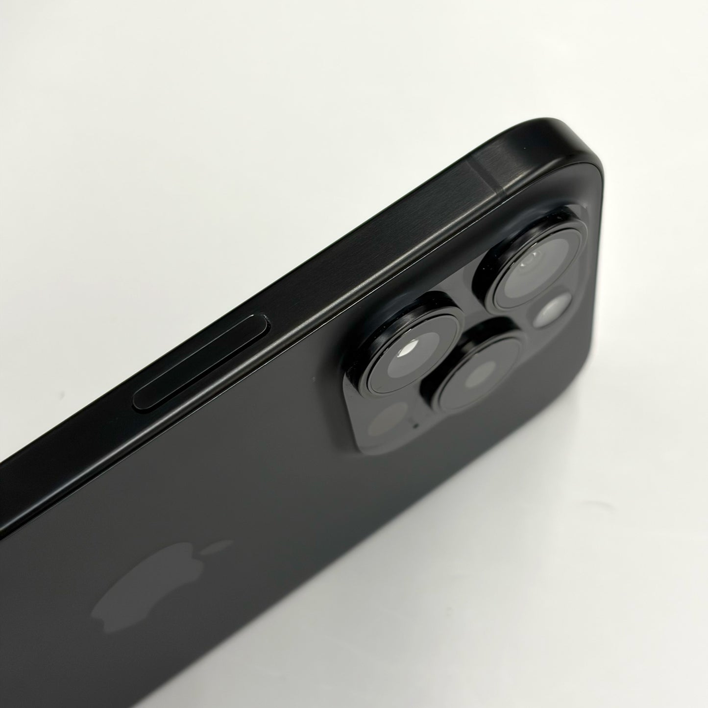 iPhone 15 Pro 128GB Black Titanium A Grade 89% Battery T8639