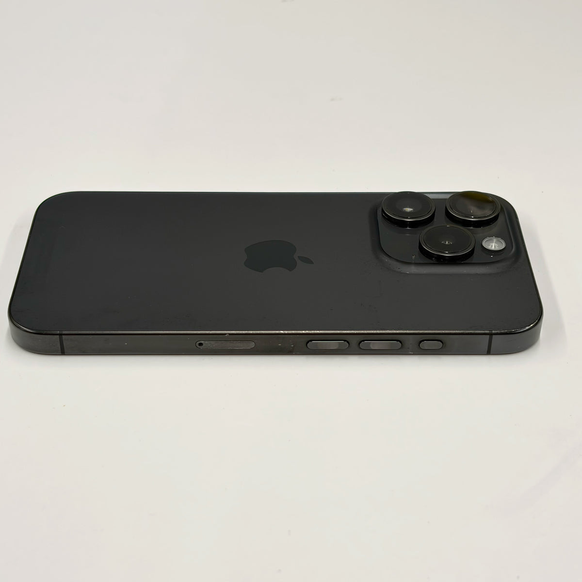 iPhone 15 Pro 128GB Black Titanium B Grade 85% Battery T8668