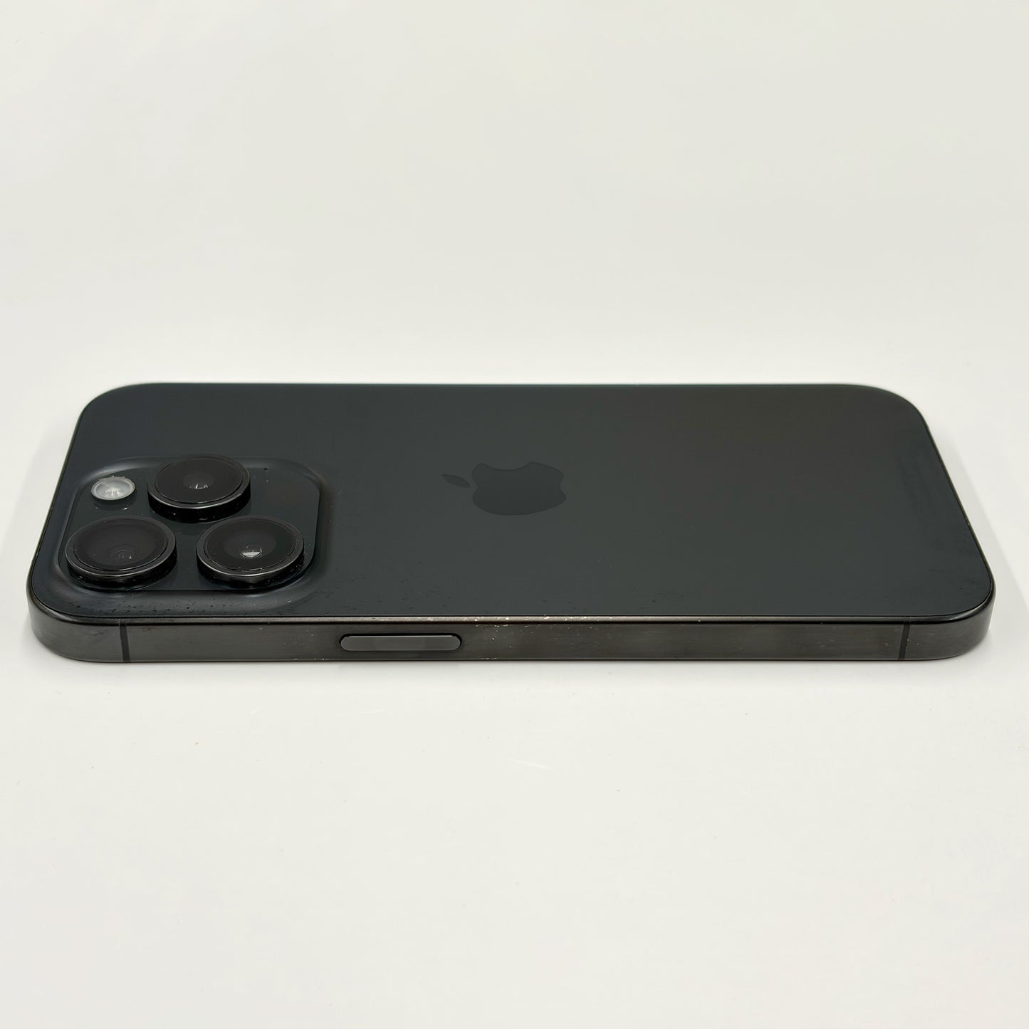 iPhone 15 Pro 128GB Black Titanium B Grade 85% Battery T8668