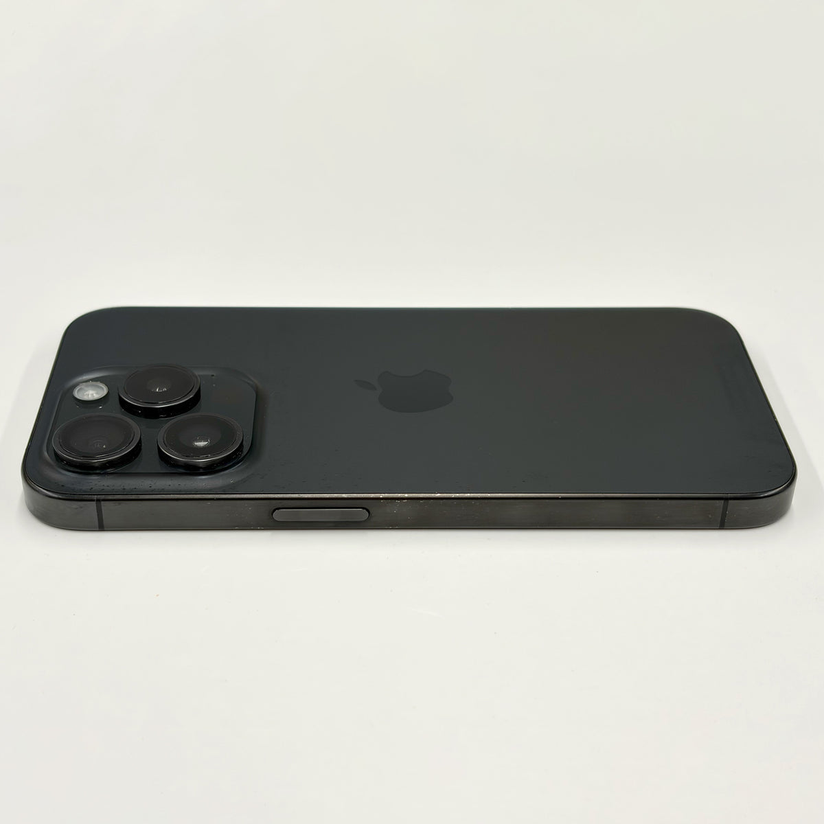 iPhone 15 Pro 128GB Black Titanium B Grade 85% Battery T8668