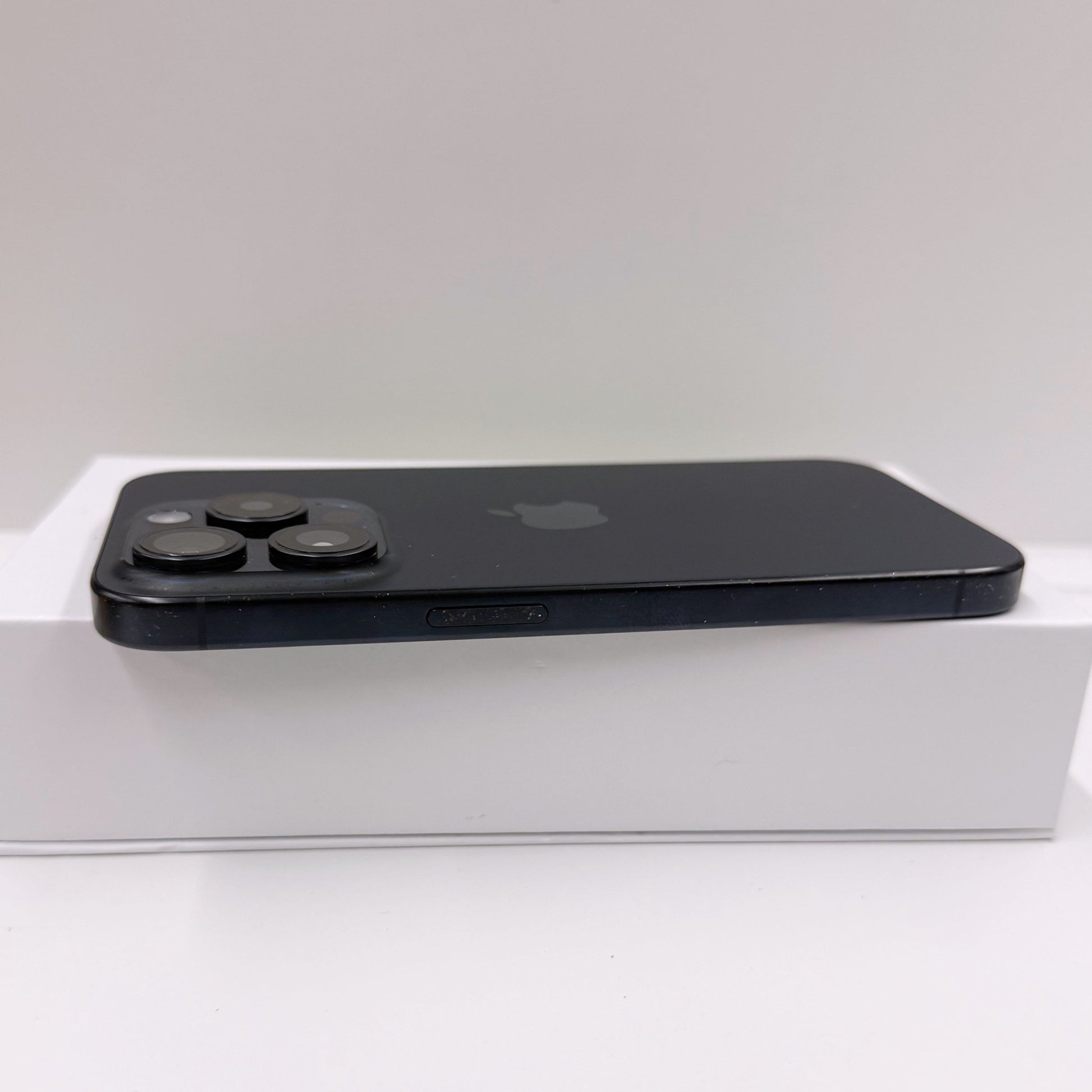 iPhone 15 Pro 128GB Blue Titanium - trade.com.au