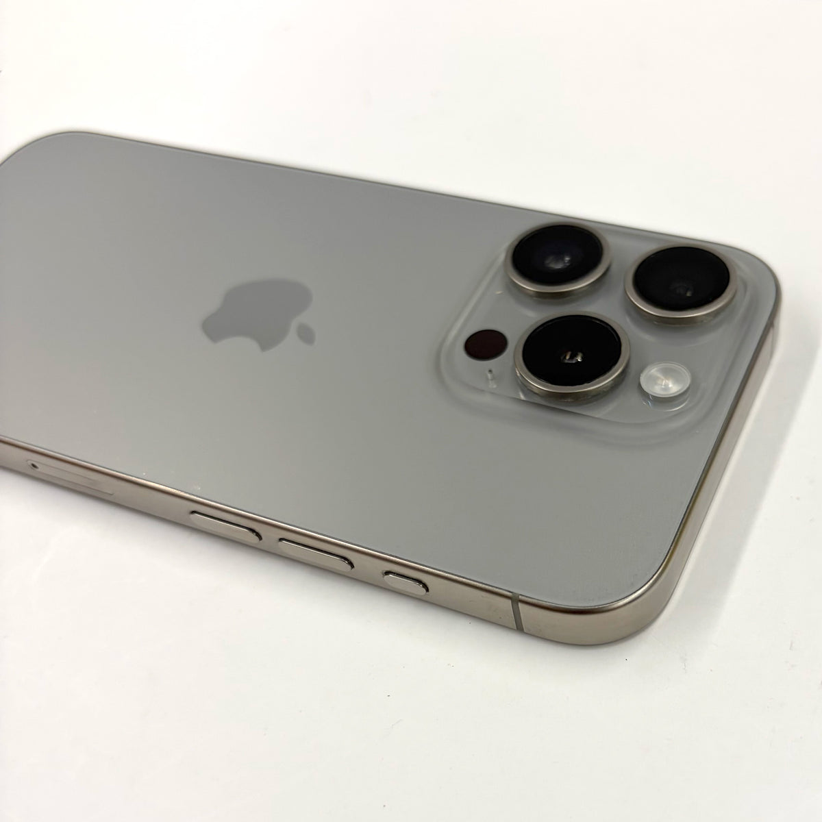 iPhone 15 Pro 128GB Natural Titanium 84% Battery (A Grade) T8934