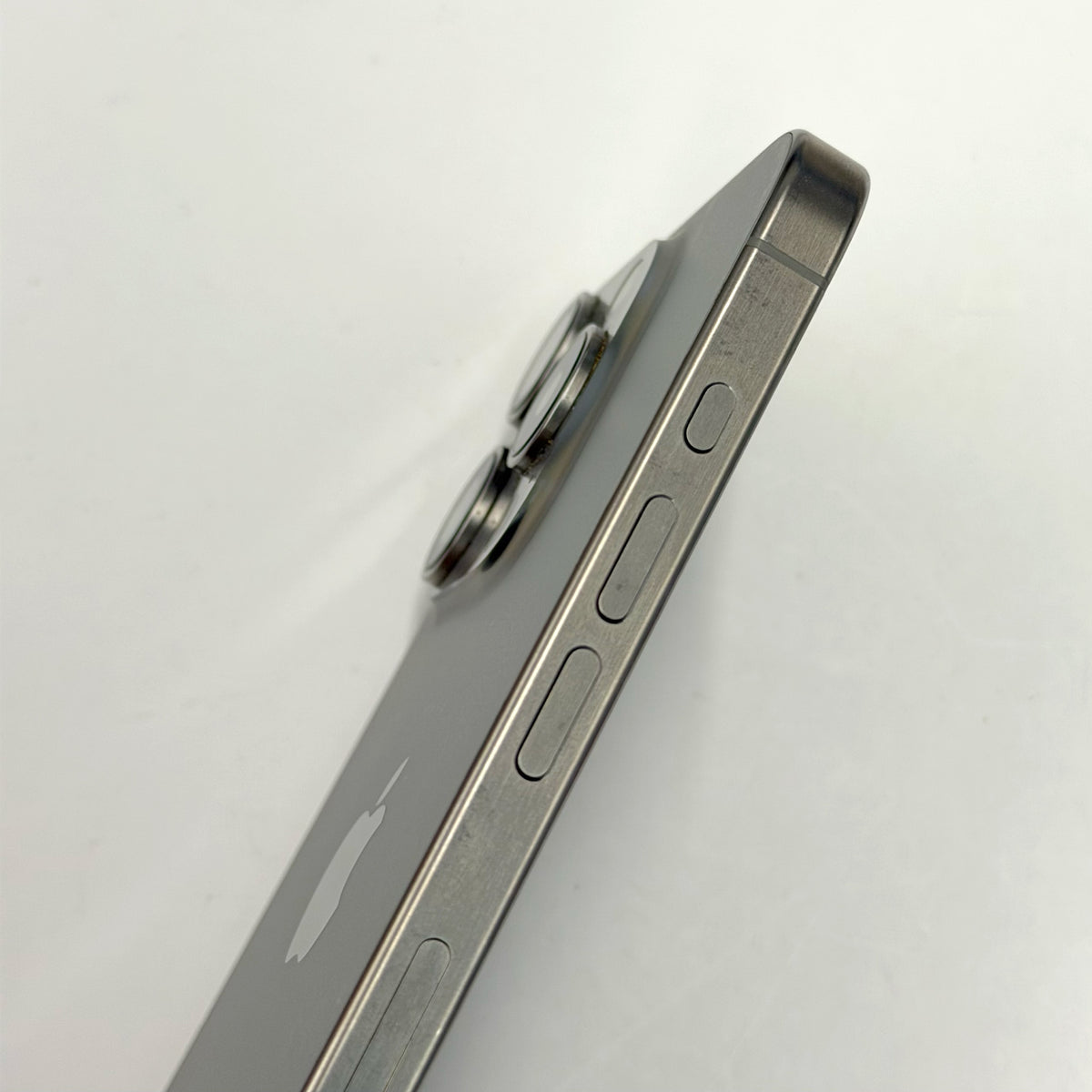 iPhone 15 Pro 128GB Natural Titanium 100% Battery (A Grade) T8951