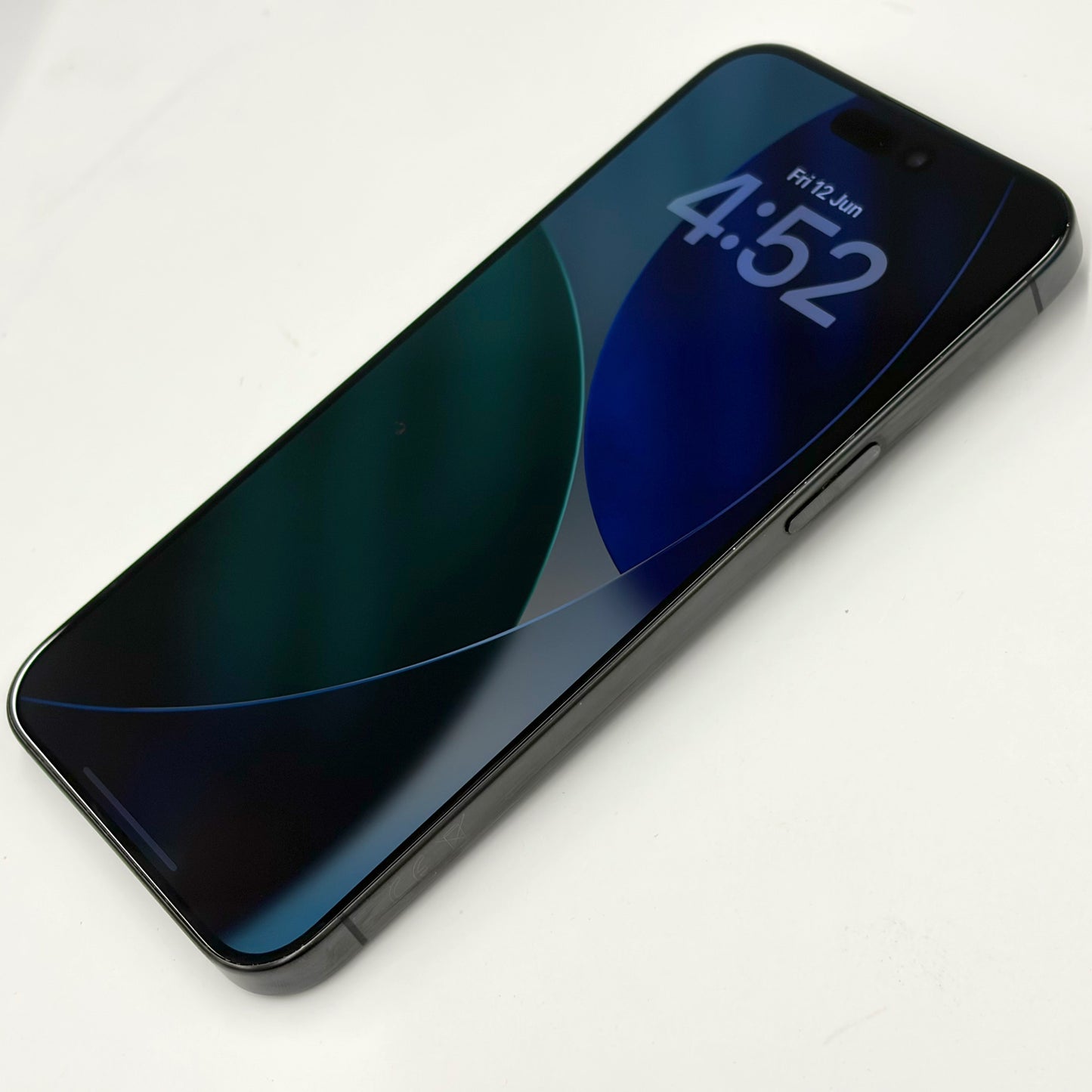 iPhone 15 Pro Max 1TB Black Titanium A Grade 100% Battery T8679