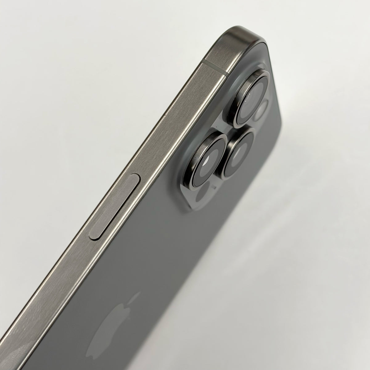 iPhone 15 Pro Max 256GB Natural Titanium 86% Battery (A Grade) T8899