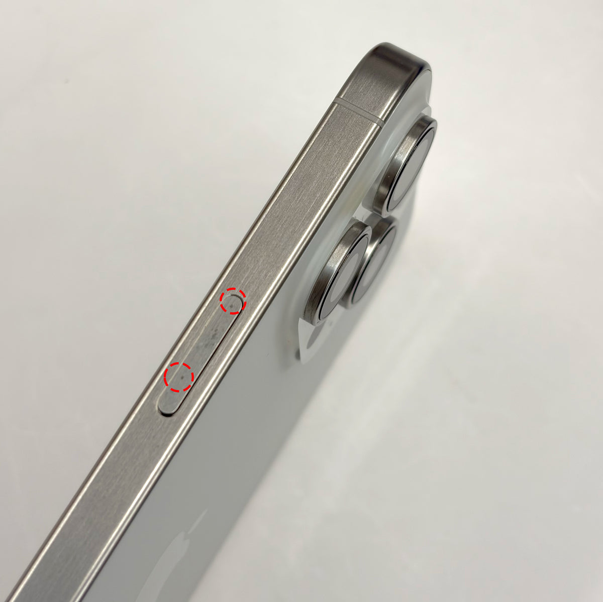 iPhone 15 Pro Max 256GB White Titanium A Grade 99% Battery - T8690