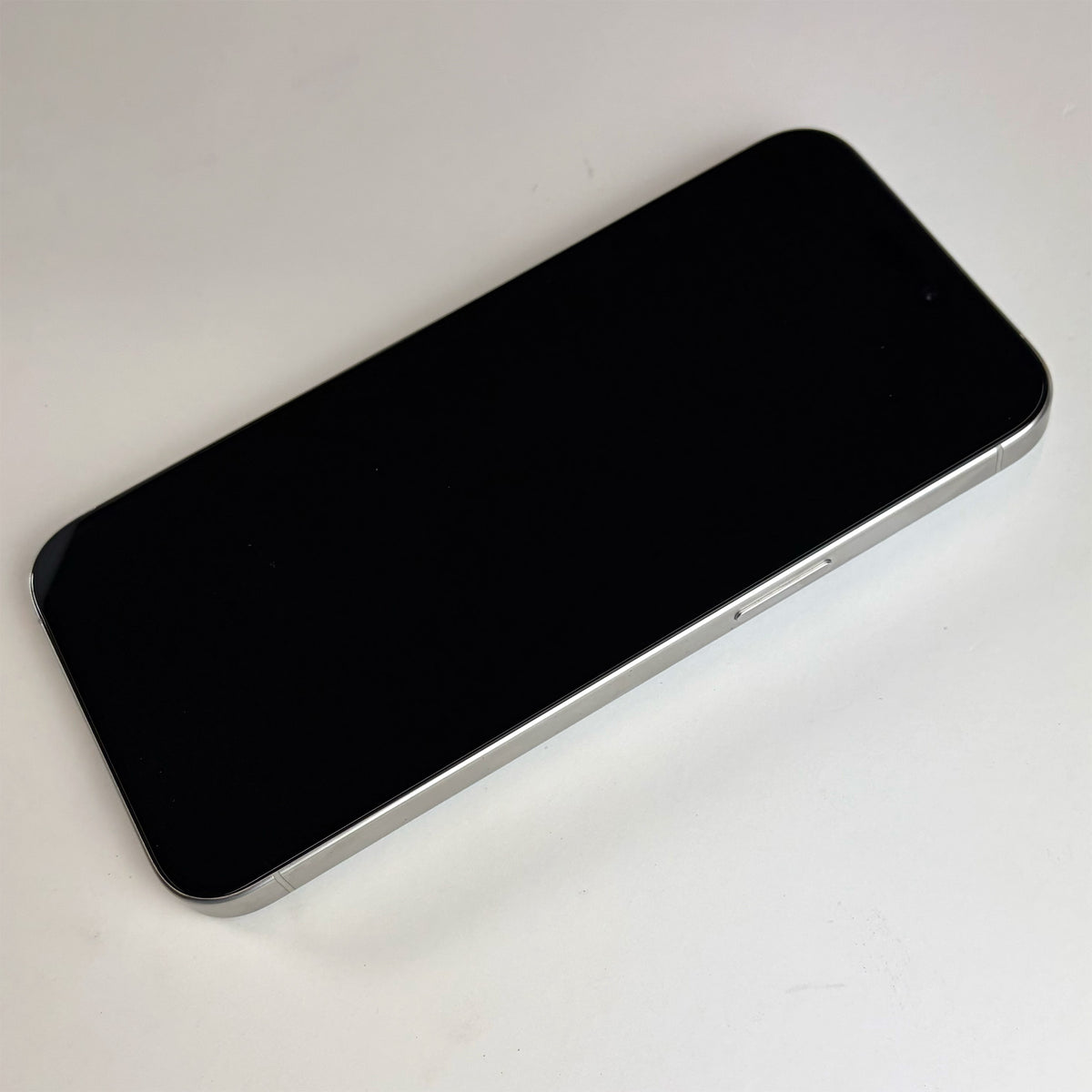 iPhone 15 Pro Max 256GB White Titanium A Grade 84% Battery - T8699