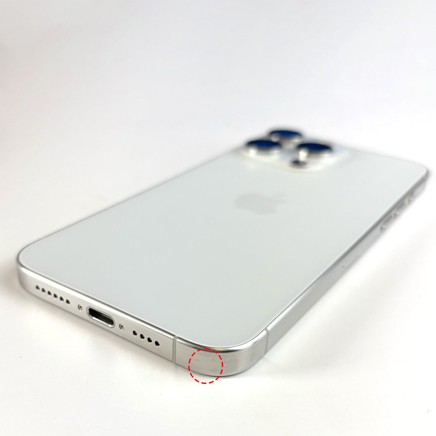 iPhone 15 Pro Max 512GB White Titanium C Grade 84% Battery - T8694