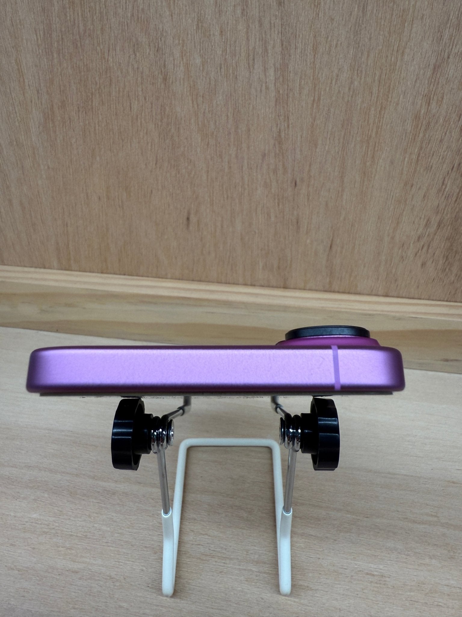 iPhone 16 - trade.com.au