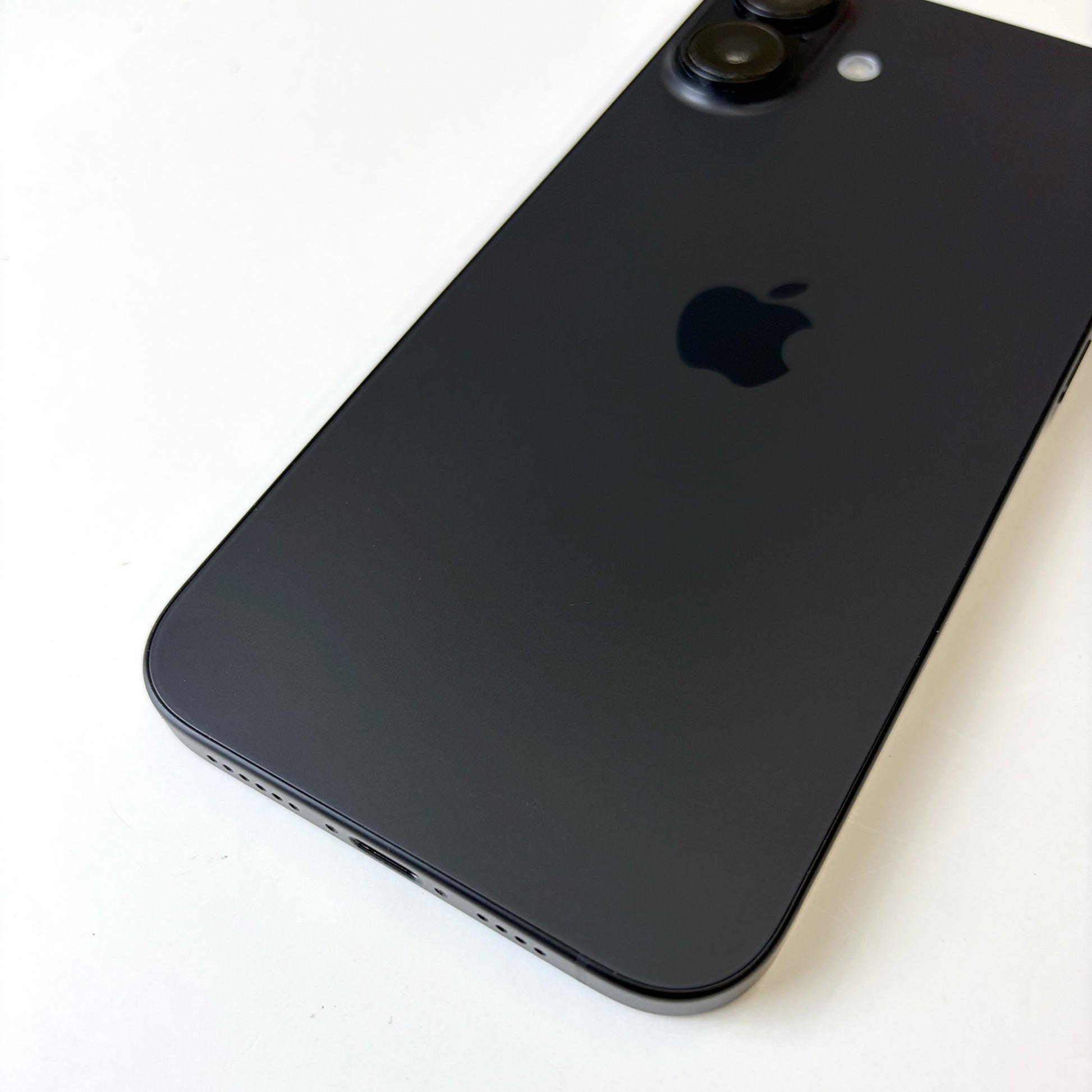 iPhone 16 Plus 128GB Black A Grade 100% Battery T8725