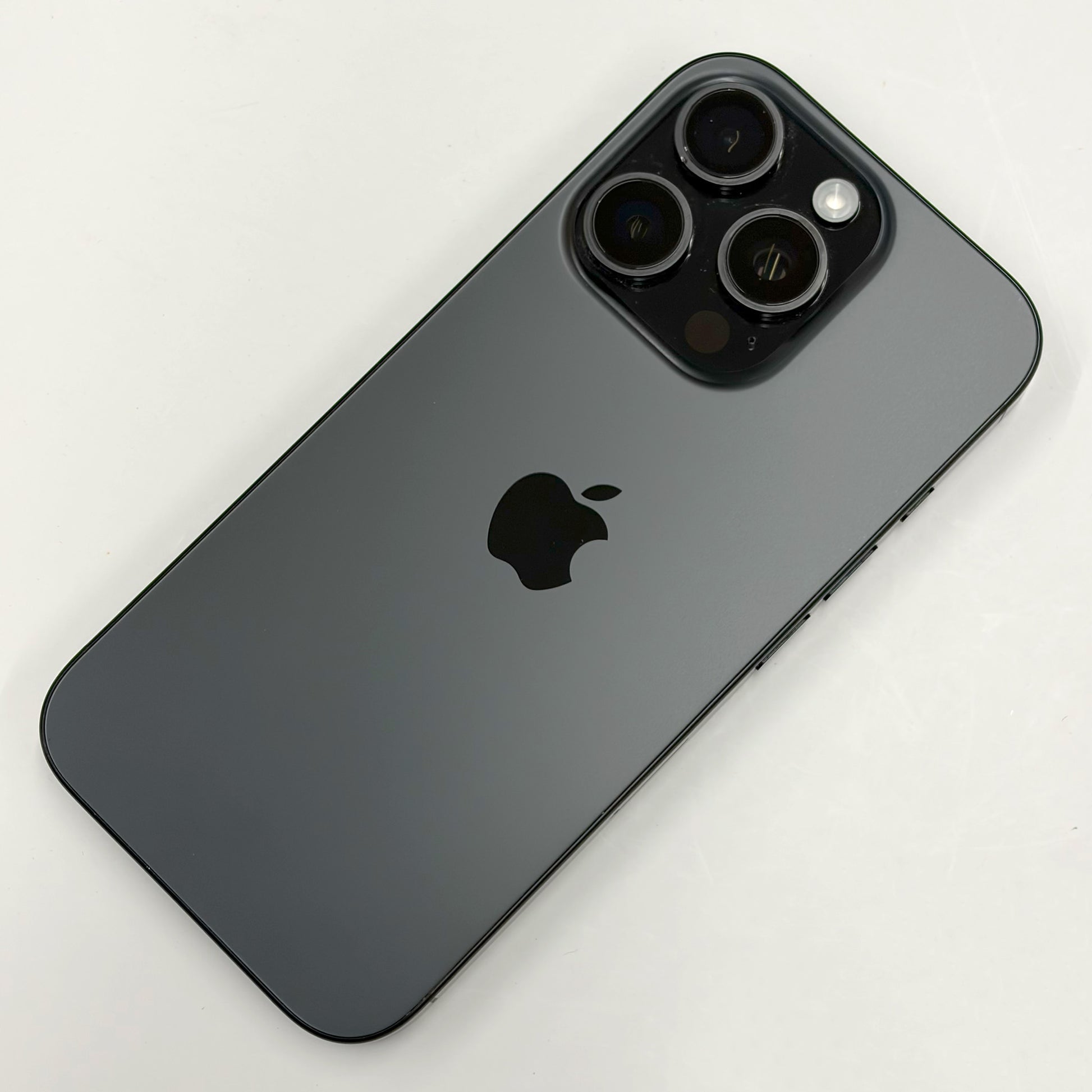 iPhone 16 Pro 128GB Black Titanium A Grade 90% Battery T8666