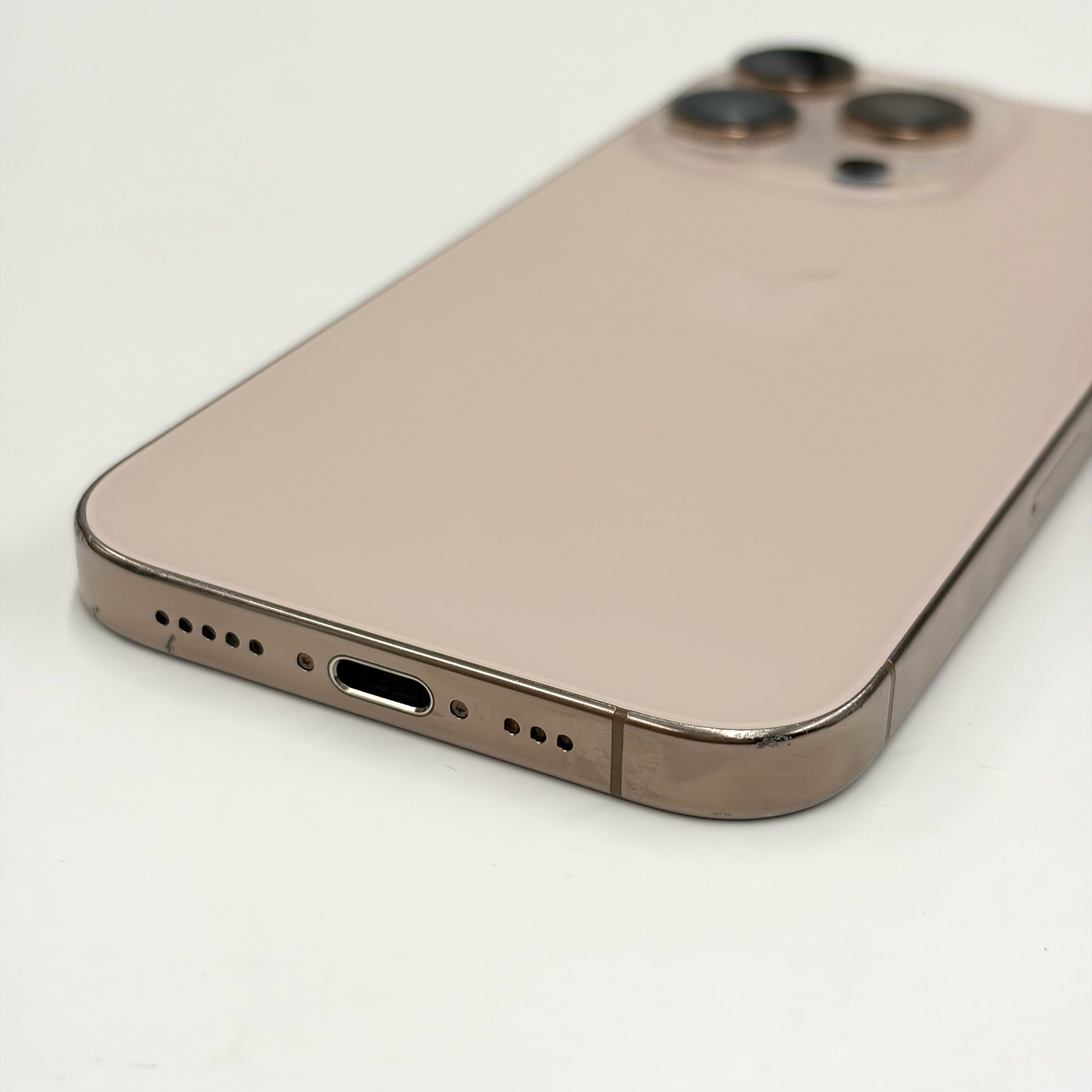 iPhone 16 Pro 128GB Desert Titanium C Grade 90% Battery T8731