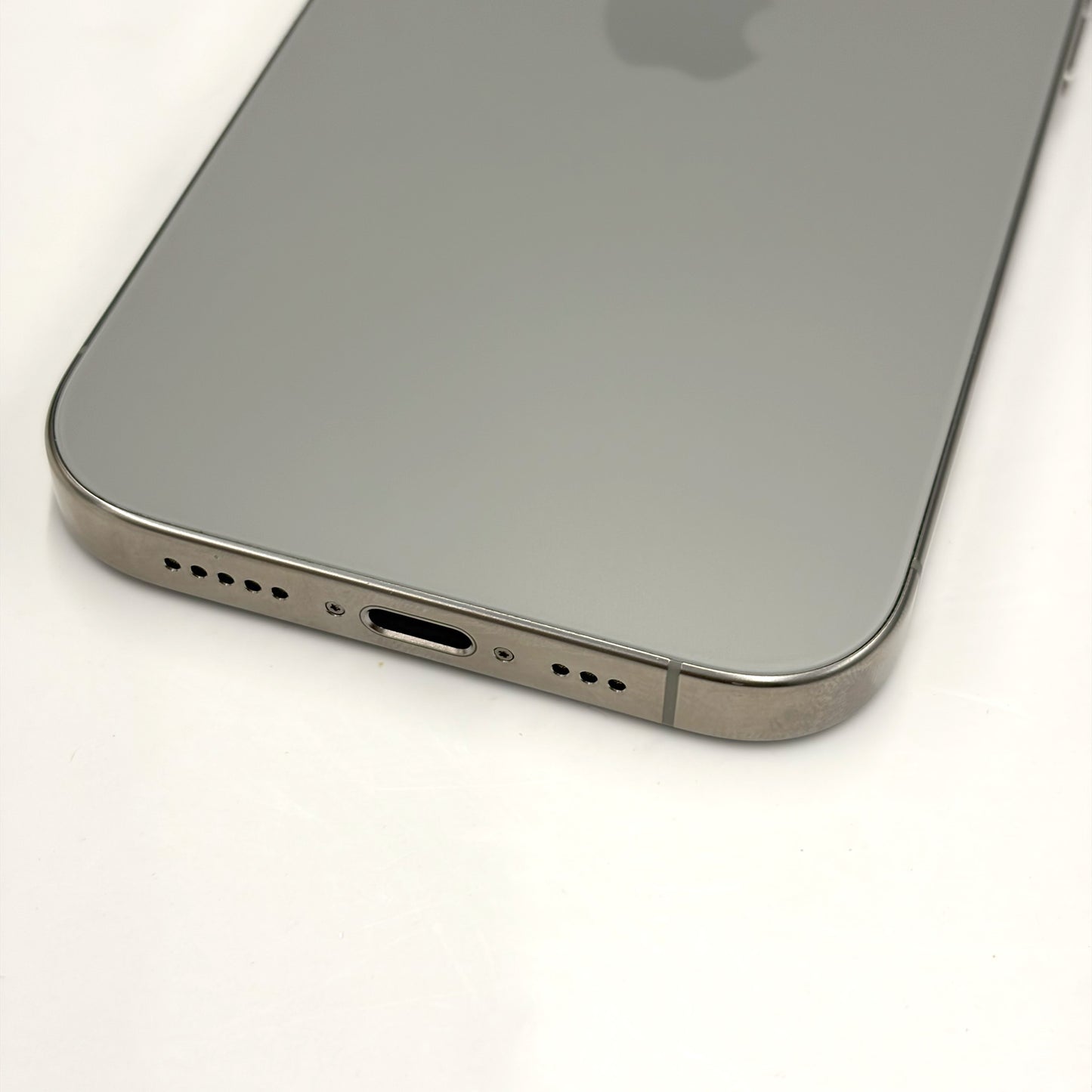 iPhone 16 Pro 128GB Natural Titanium A Grade 97% Battery T8670
