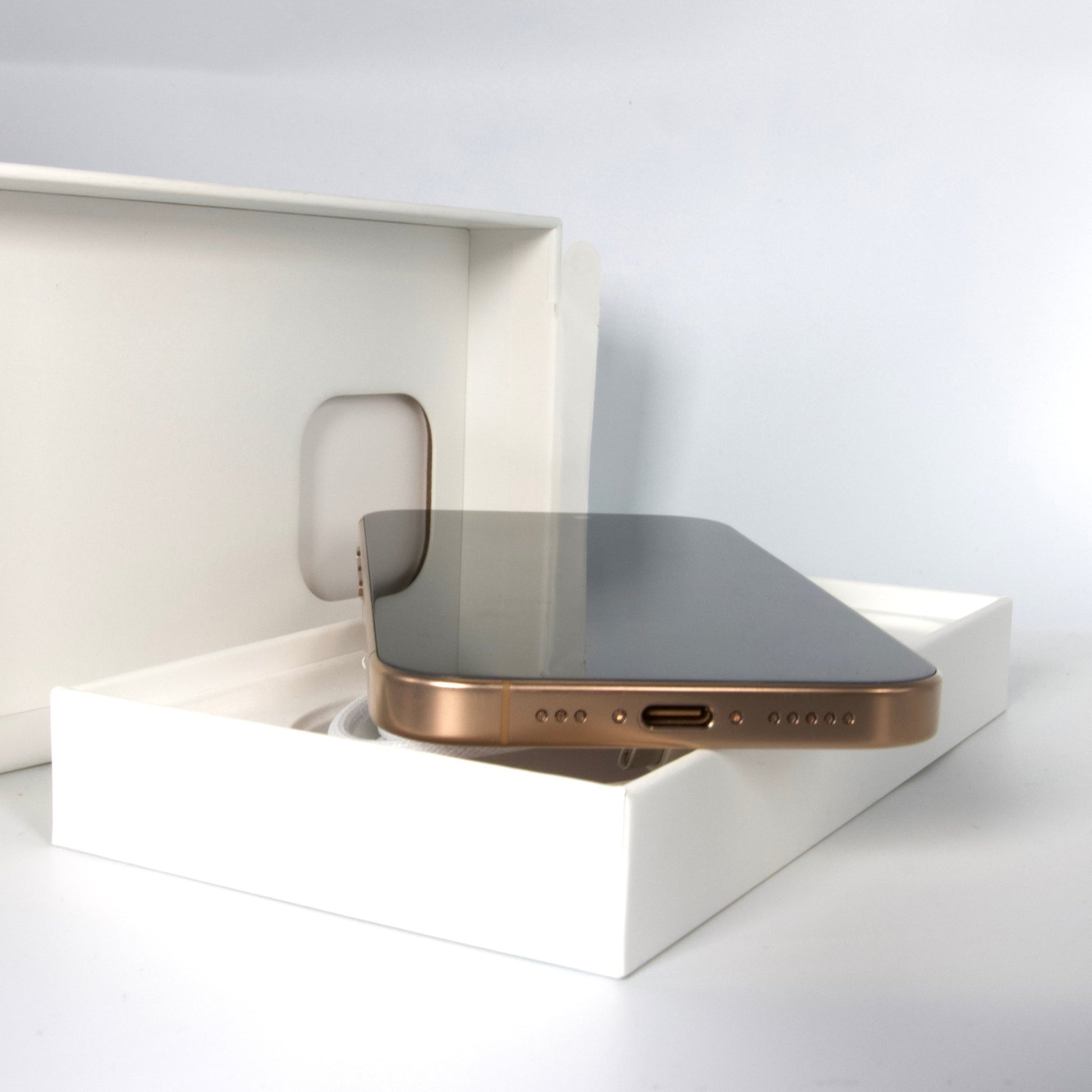iPhone 16 Pro - trade.com.au