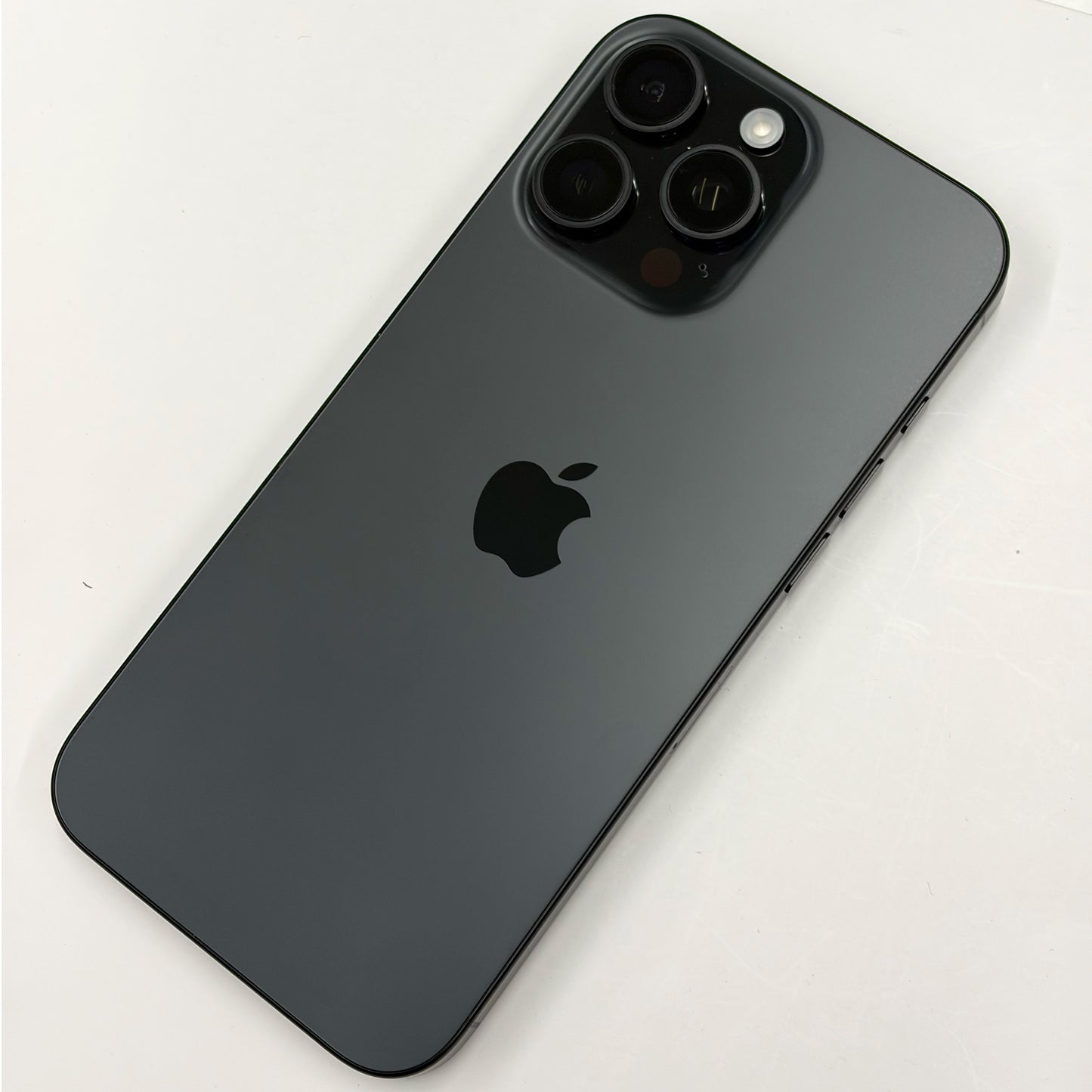 iPhone 16 Pro Max 256GB Black Titanium A Grade 99% Battery T8660
