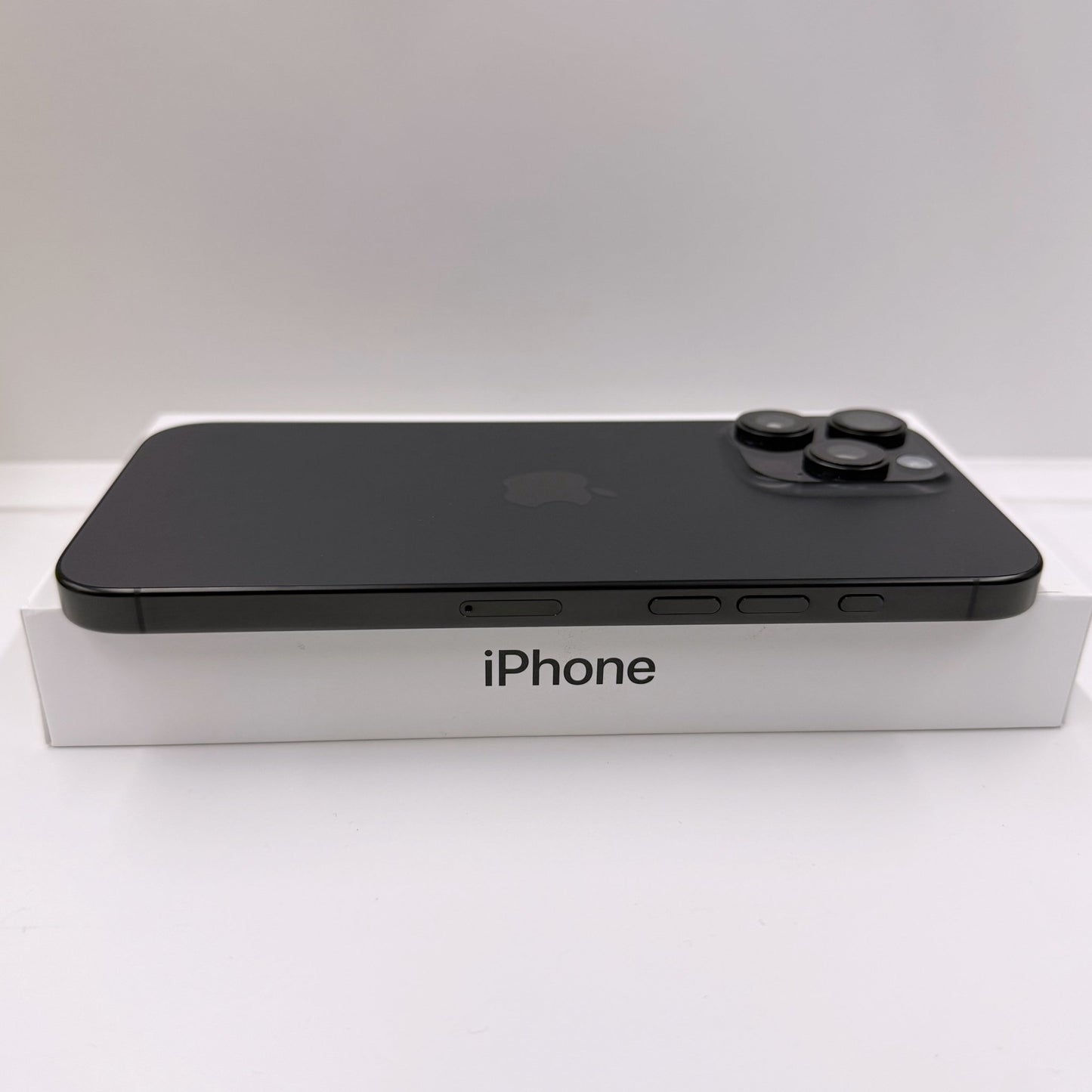iPhone 16 Pro Max 256GB Black Titanium T8058 - trade.com.au