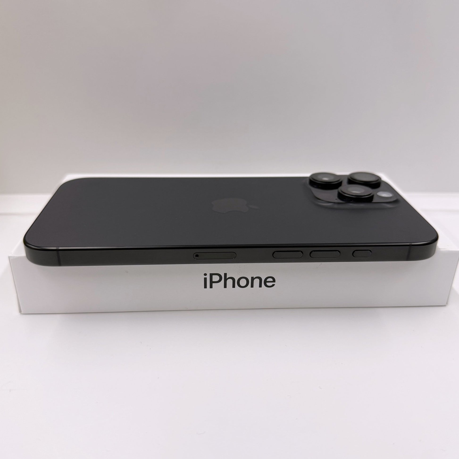 iPhone 16 Pro Max 256GB Black Titanium T8058 - trade.com.au