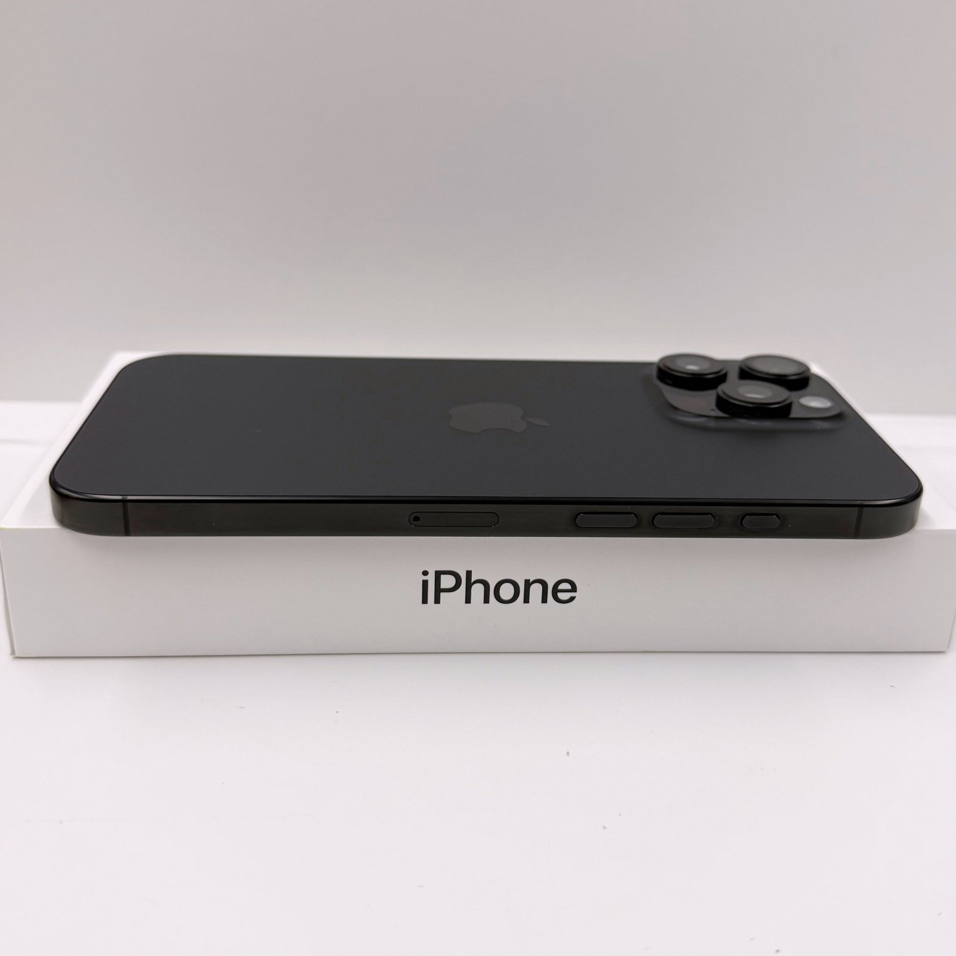 iPhone 16 Pro Max 256GB Black Titanium T8065 - trade.com.au