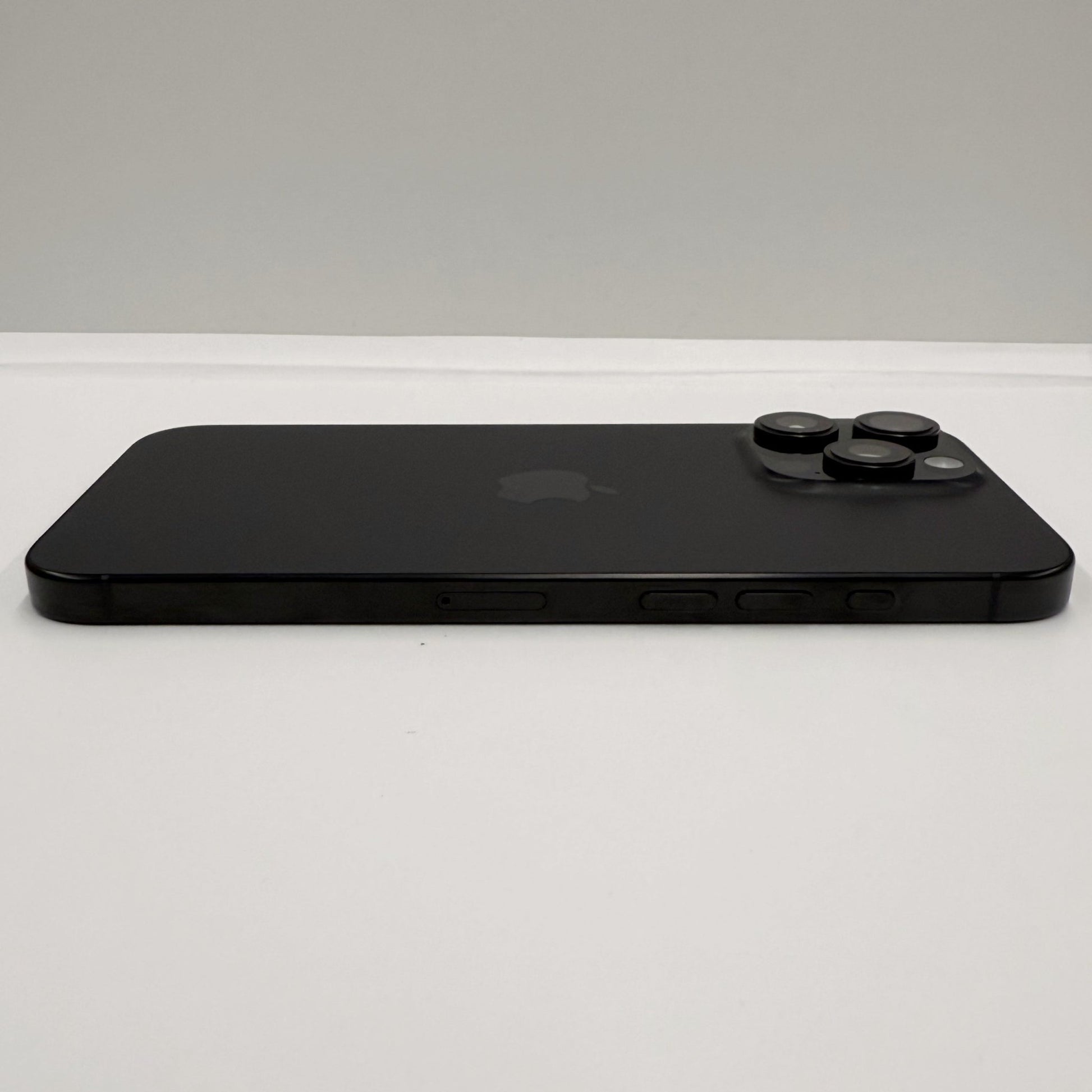 iPhone 16 Pro Max 256GB Black Titanium T8074 - trade.com.au