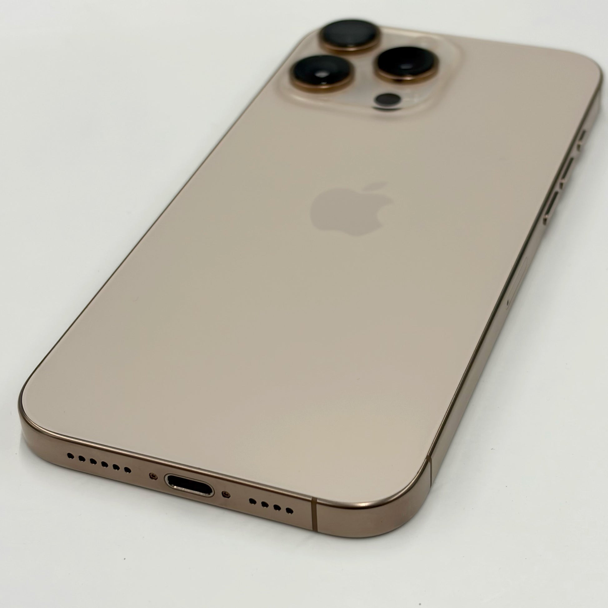 iPhone 16 Pro Max 256GB Desert Titanium A Grade 100% Battery T8656