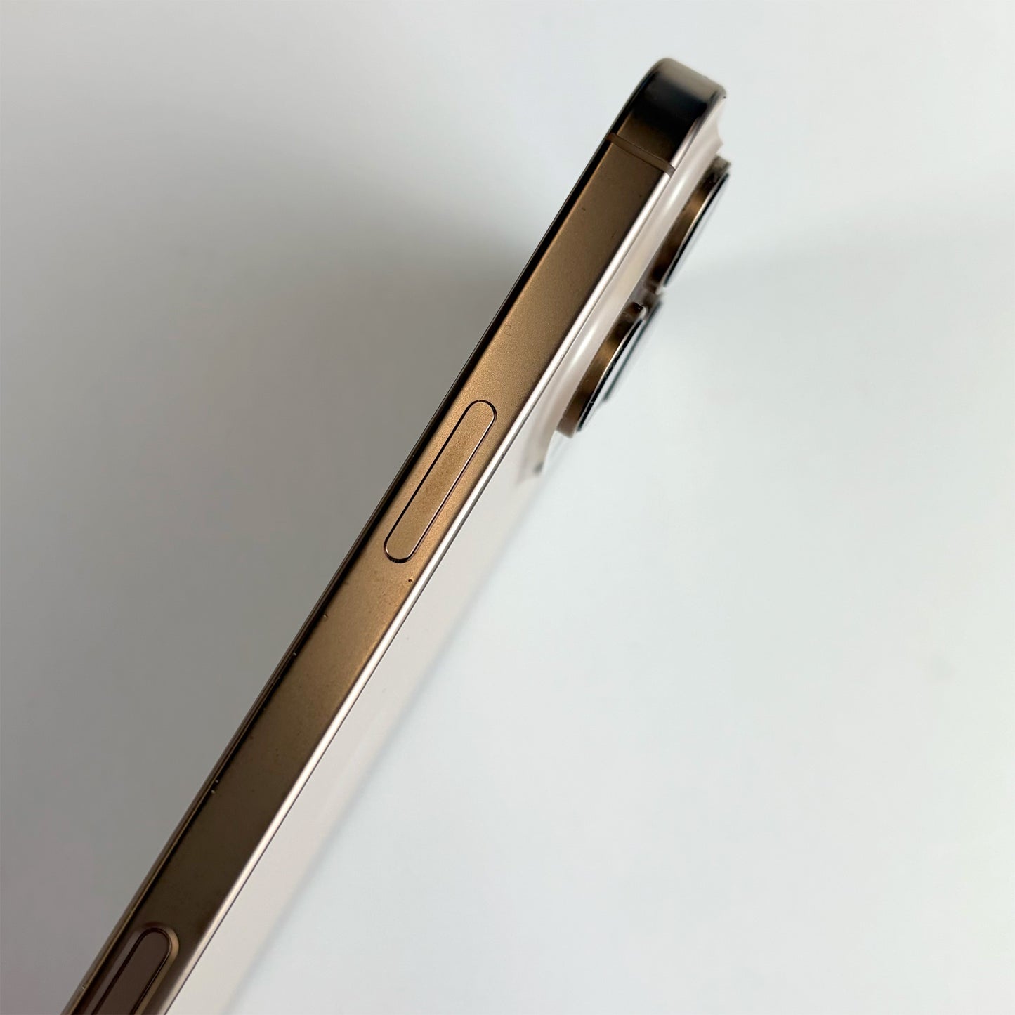 iPhone 16 Pro Max 256GB Desert Titanium A Grade 100% Battery T8698