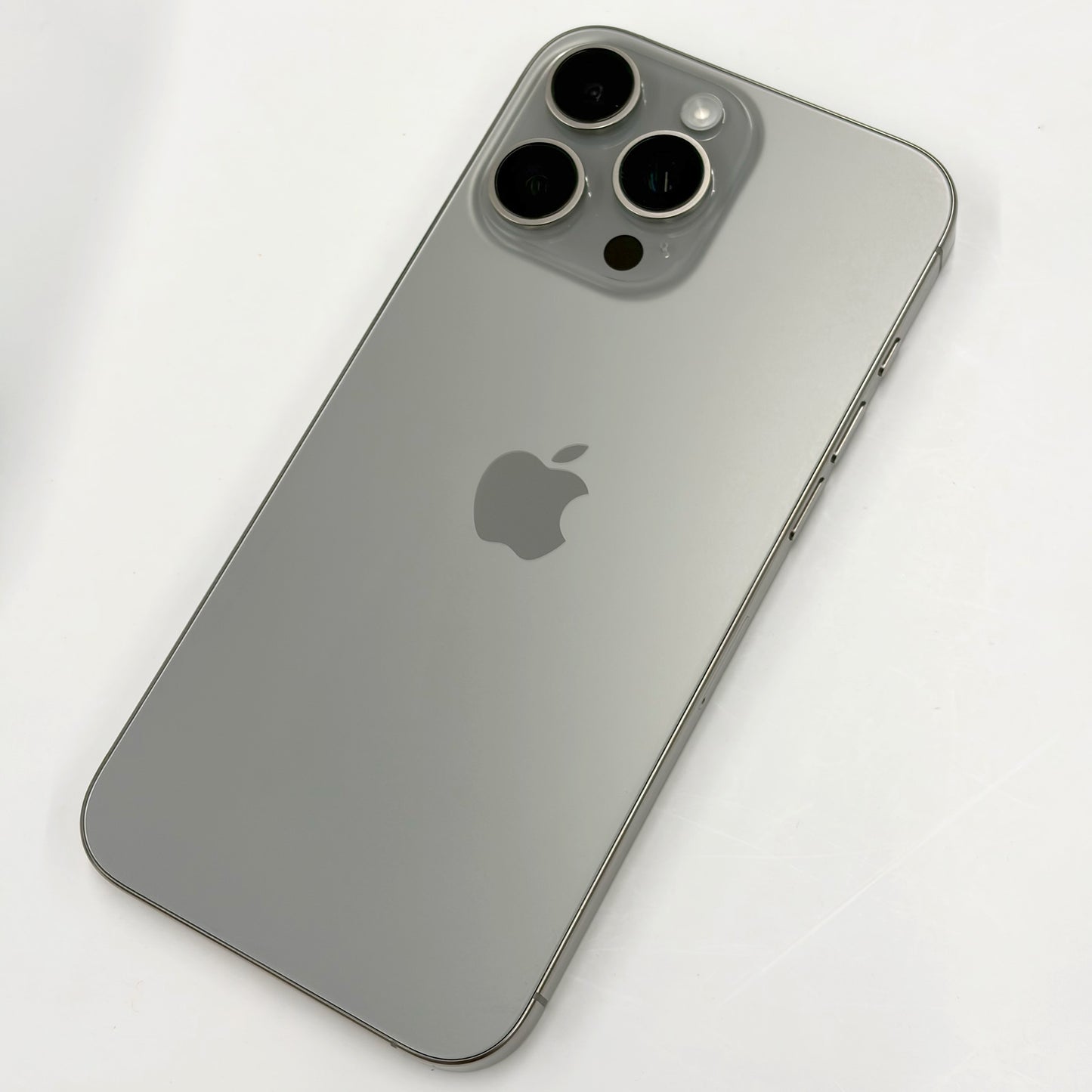 iPhone 16 Pro Max 256GB Natural Titanium A Grade 100% Battery T8659