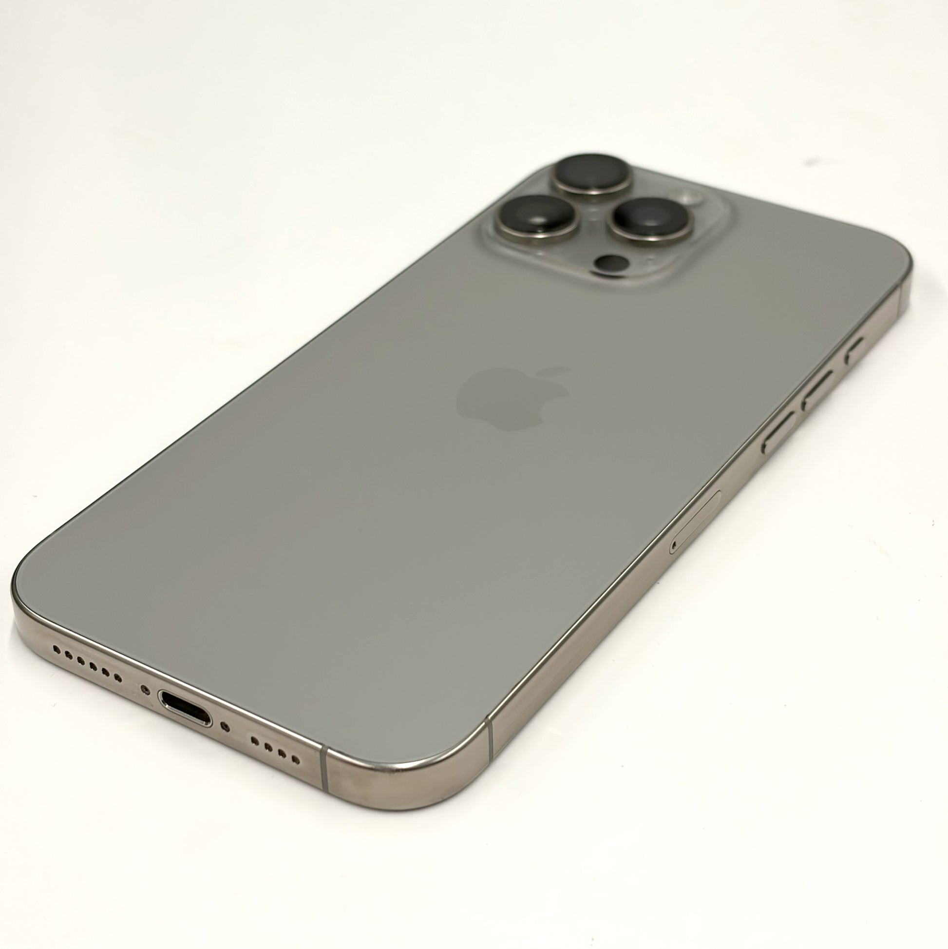 iPhone 16 Pro Max 256GB Natural Titanium A Grade 88% Battery T8672