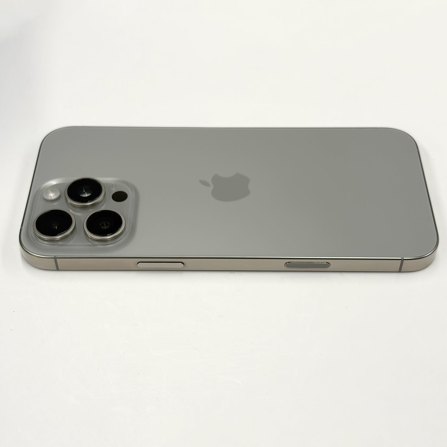 iPhone 16 Pro Max 256GB Natural Titanium A Grade 88% Battery T8672