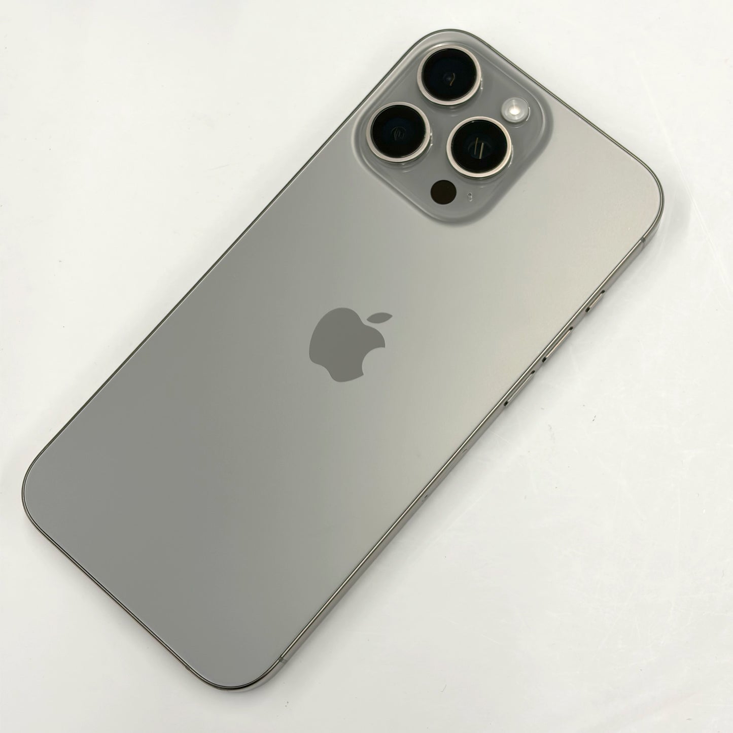 iPhone 16 Pro Max 256GB Natural Titanium A Grade 88% Battery T8672