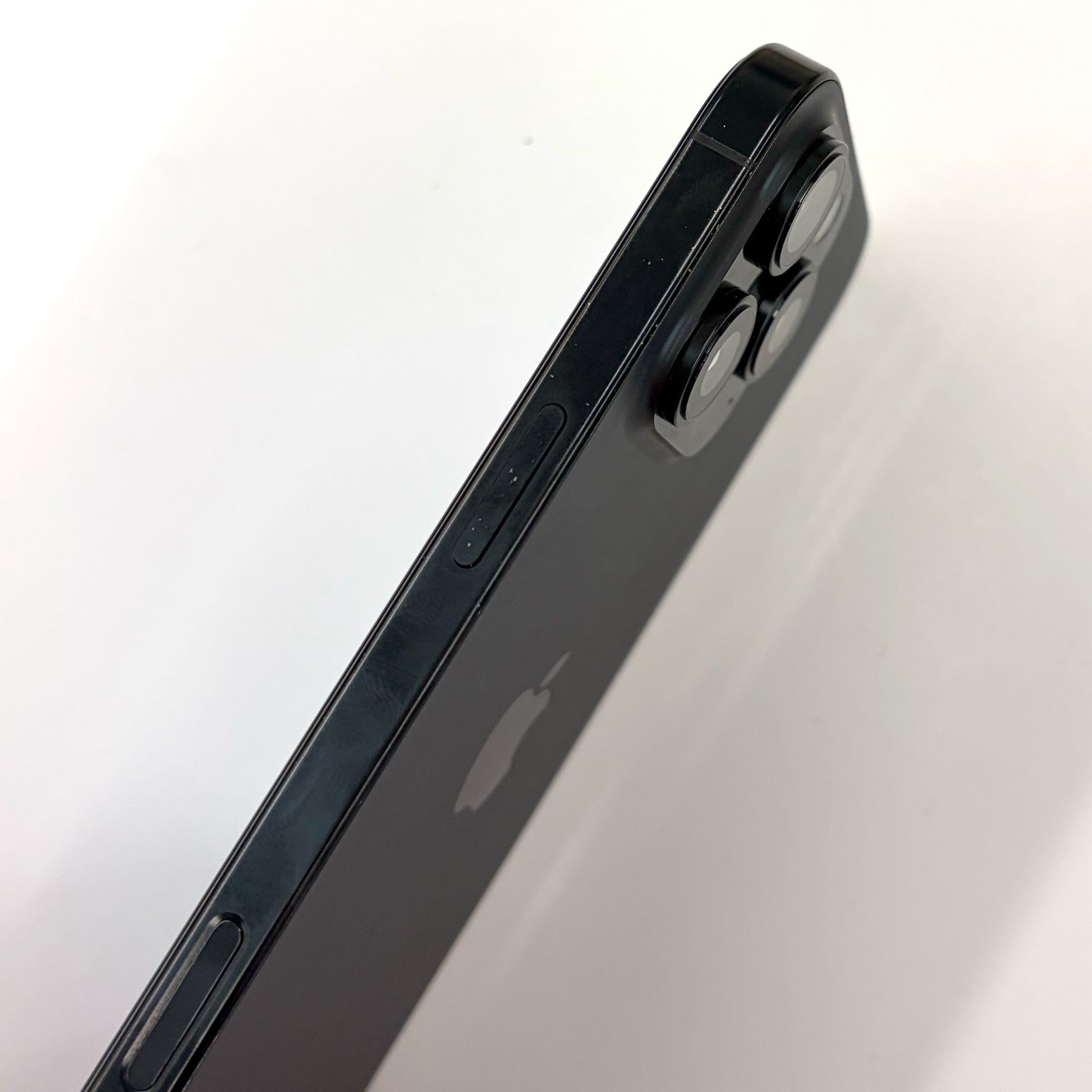 iPhone 16 Pro Max 512GB Black Titanium B Grade 94% Battery T8647