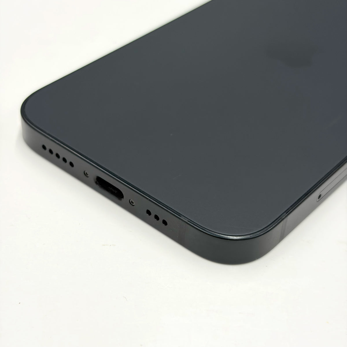 iPhone 16e 128GB Black A Grade 100% Battery T8888