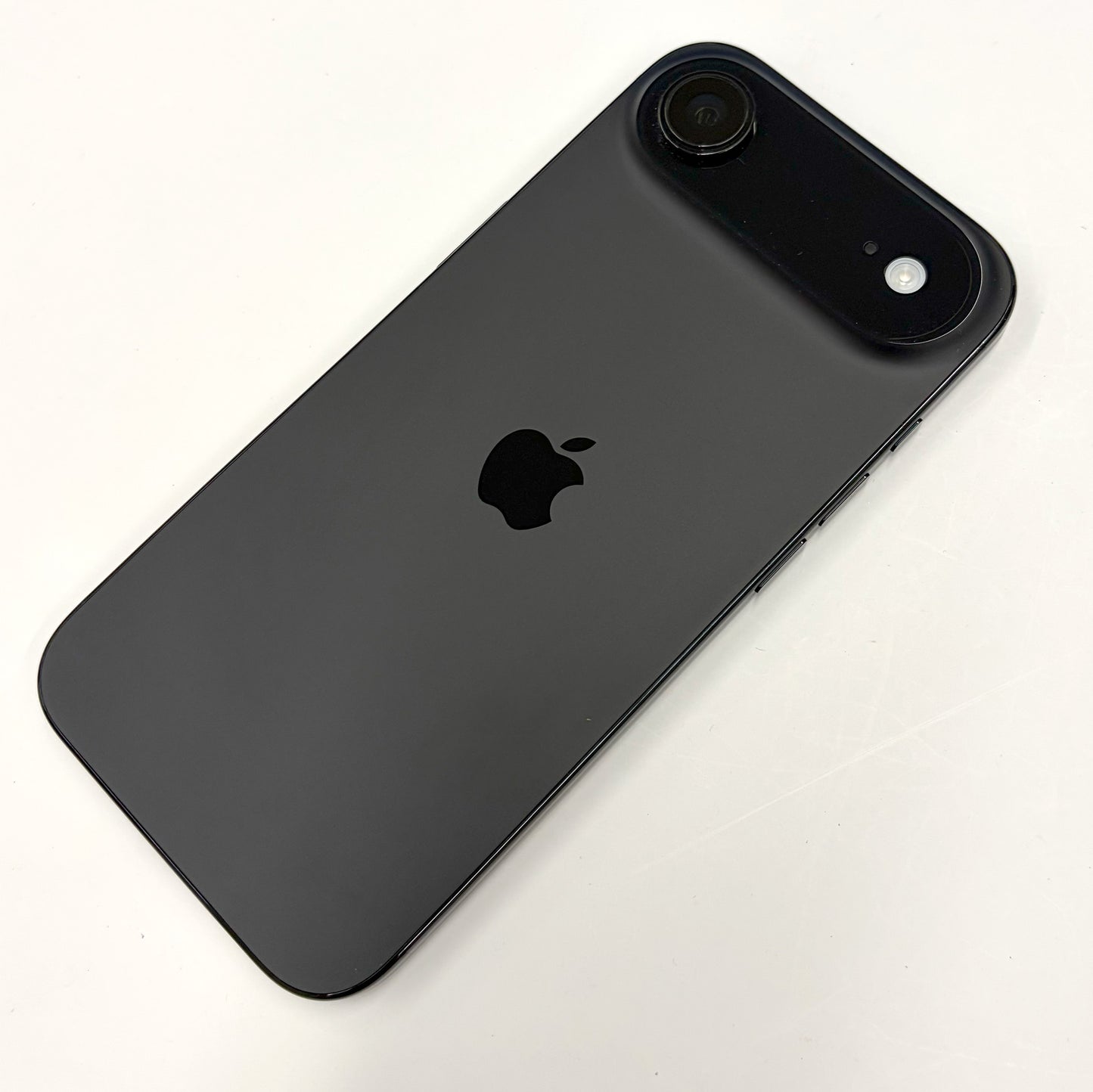iPhone 17 Air 256GB Black A Grade 100% Battery T8662