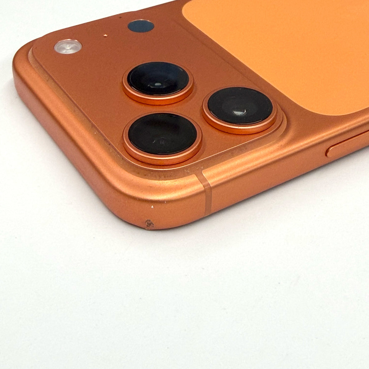 iPhone 17 Pro 256GB Cosmic Orange 92% Battery (B Grade) T8967