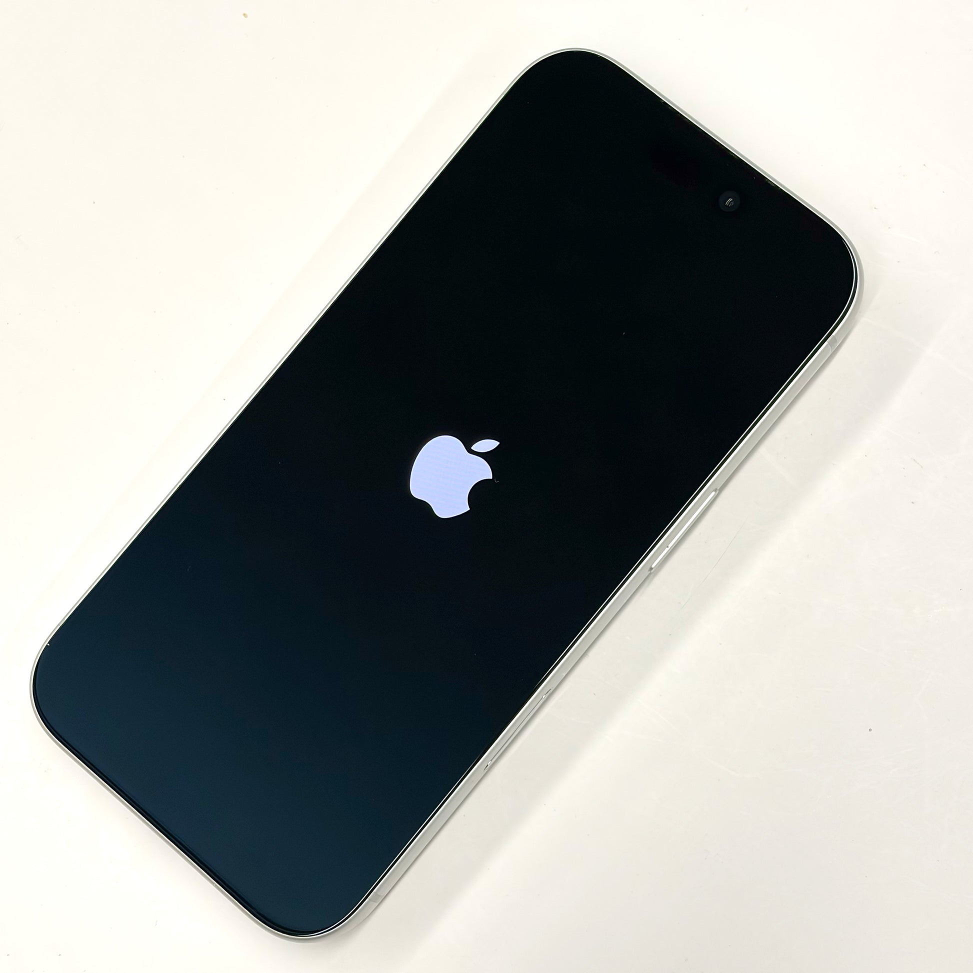 iPhone 17 Pro 256GB Silver A Grade 100% Battery T8681