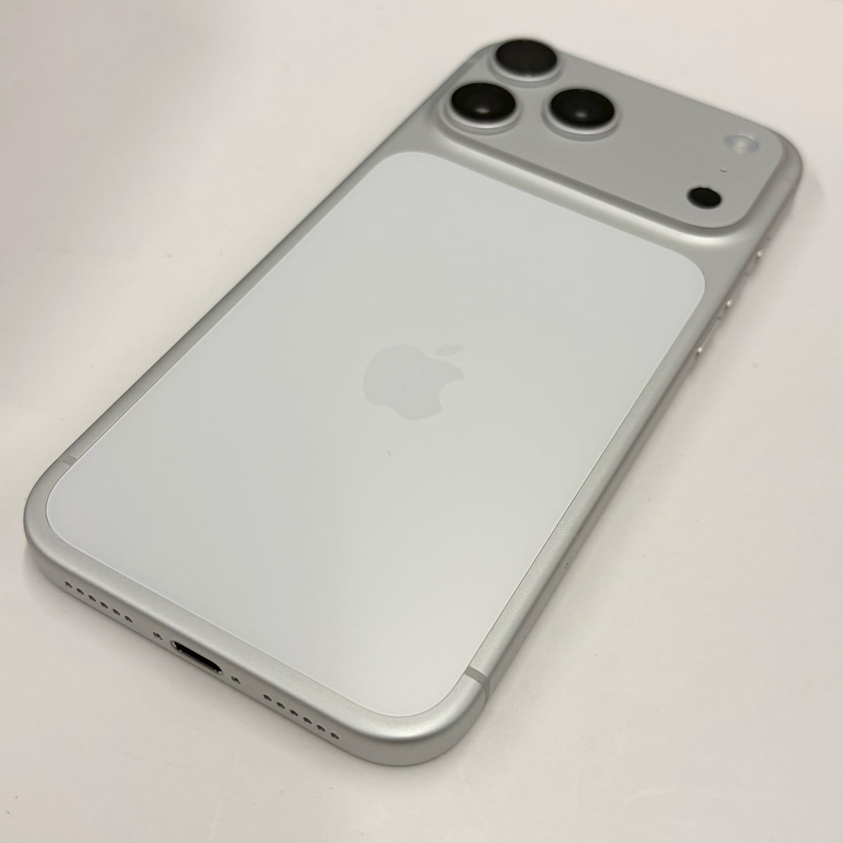 iPhone 17 Pro Max 512GB Silver Brand New T8885