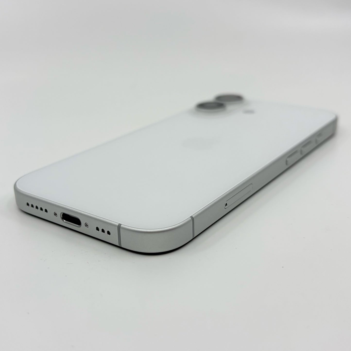 iPhone 17 White 256GB 100% Battery (A Grade) T8882