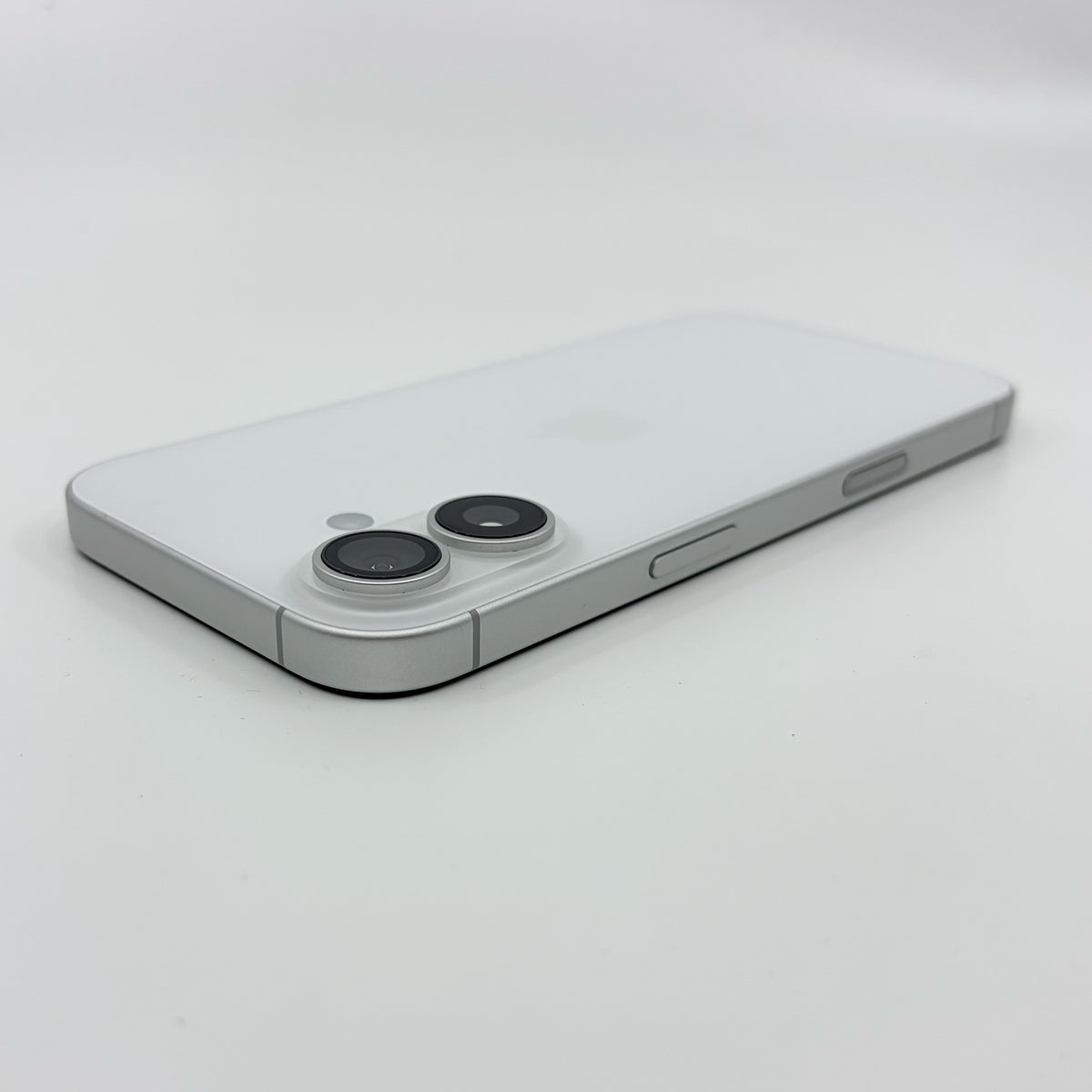 iPhone 17 White 256GB 100% Battery (A Grade) T8882